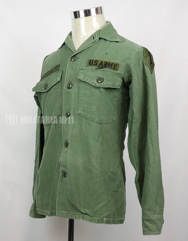 実物 アメリカ陸軍 第一歩兵師団 ユーティリティーシャツ OG-107 1970年製 パッチ後付け 放出品