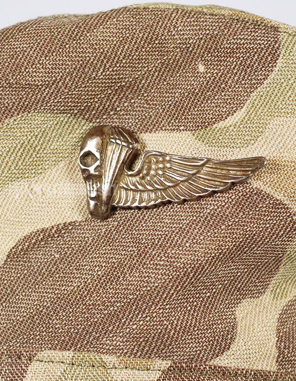 実物 USMC フォースリーコン フロッグスキン迷彩 迷彩ベレー バッジ(後付け)
