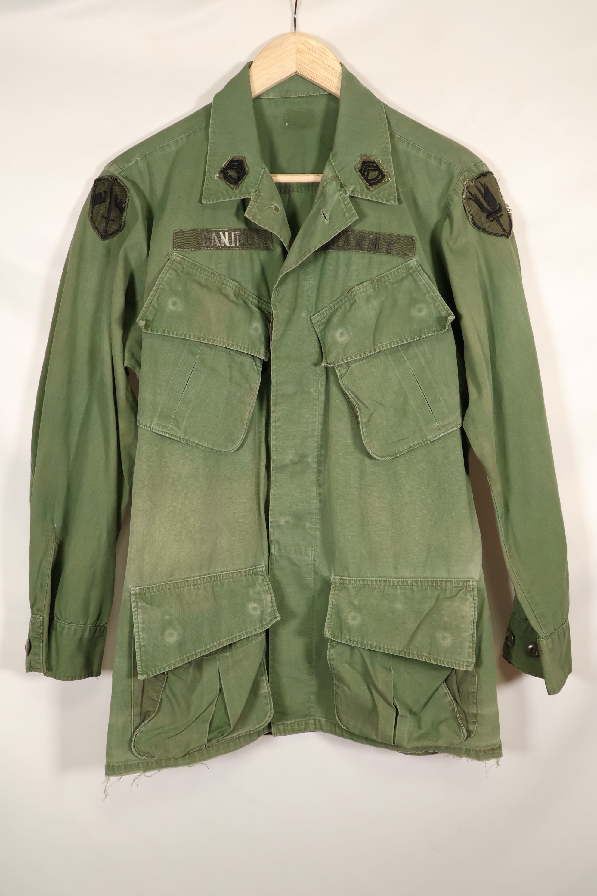 1967年契約　推定S-R　3rd Model ジャングルファティーグジャケット　73rd Surveillance Airplane Company（第73偵察航空中隊）パッチ初付け　中古品