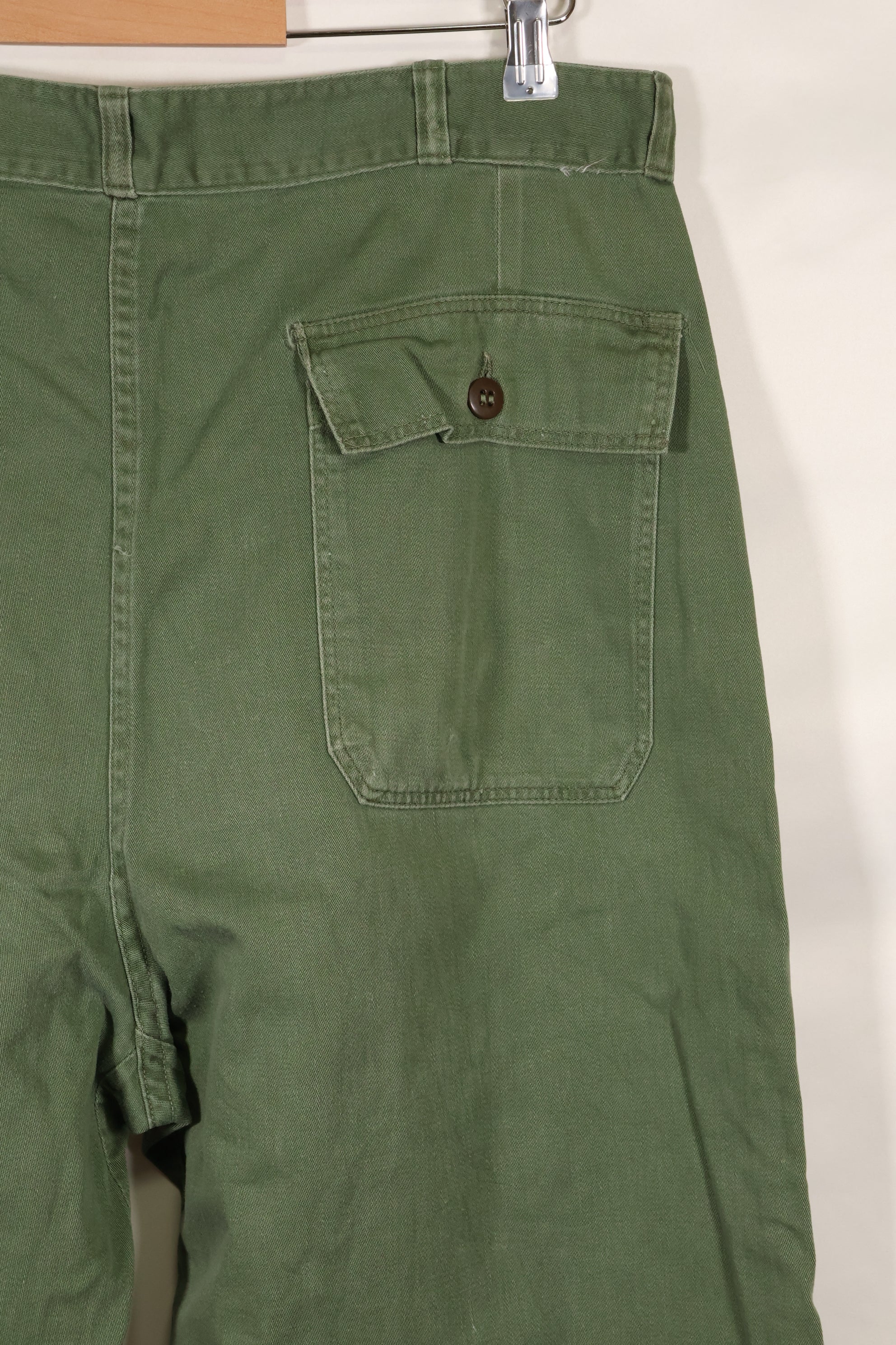 1960年 個人調達品 M〜L アメリカ軍　OG-107 ユーティリティパンツ　ベイカーパンツ　中古品