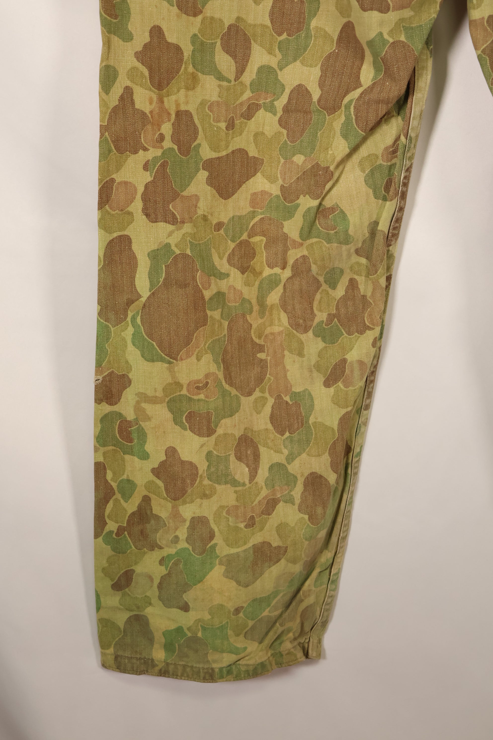 1940年代　WWII　USMC　P-44　フロッグスキン迷彩　ダックハンター　パンツ　補修あり　中古品