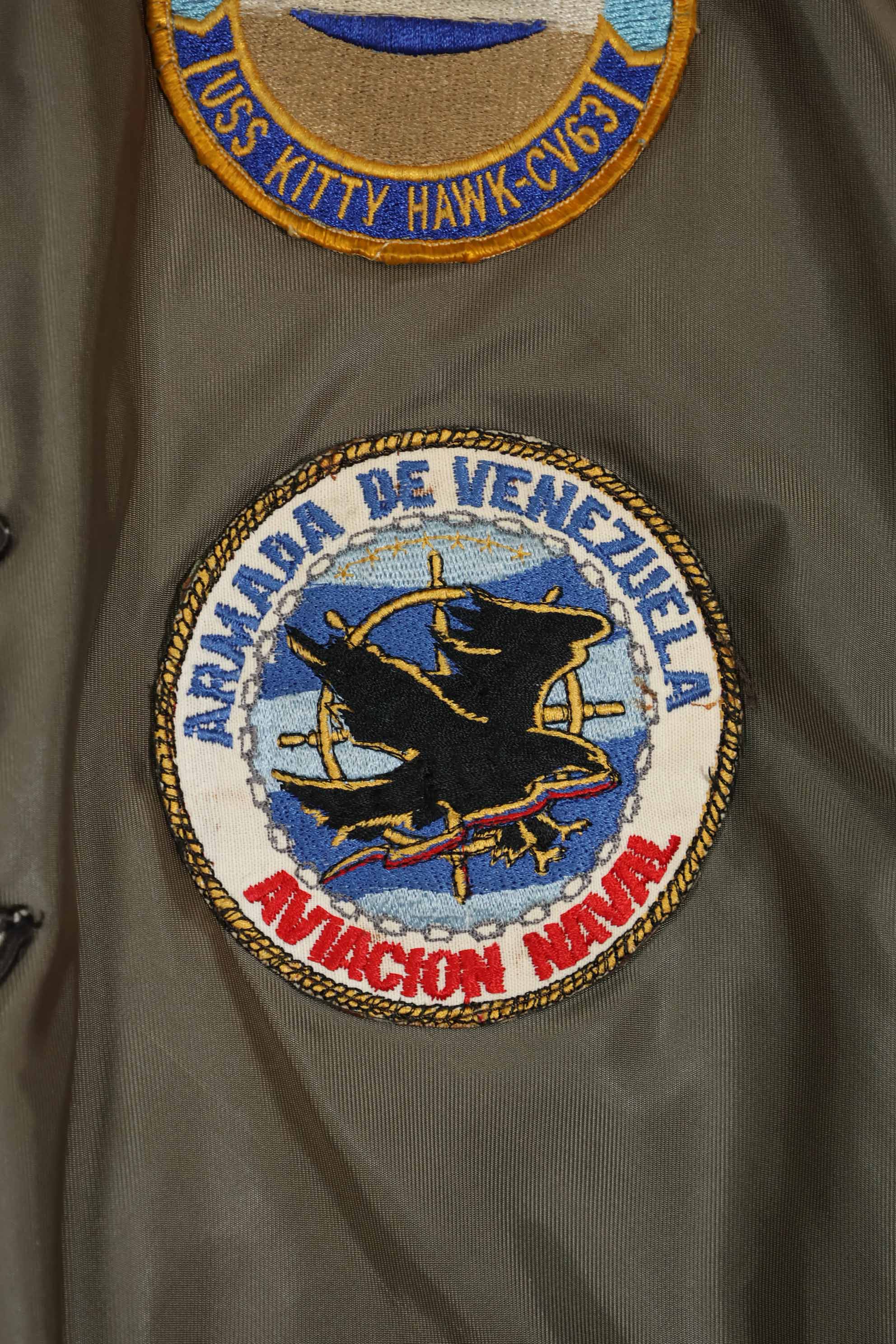 1988年製　アメリカ海軍　CWU-45P USS HANCOCK CVA 19 VP-69 XLサイズ　フライトジャケット　中古品