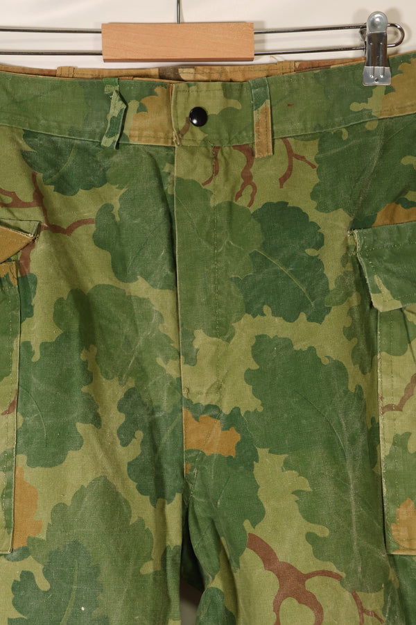 1960年代後半〜70年代前半頃　個人調達品　ミッチェル迷彩　USMC　WWII HBTパンツカット　リバーシブルパンツ　中古品