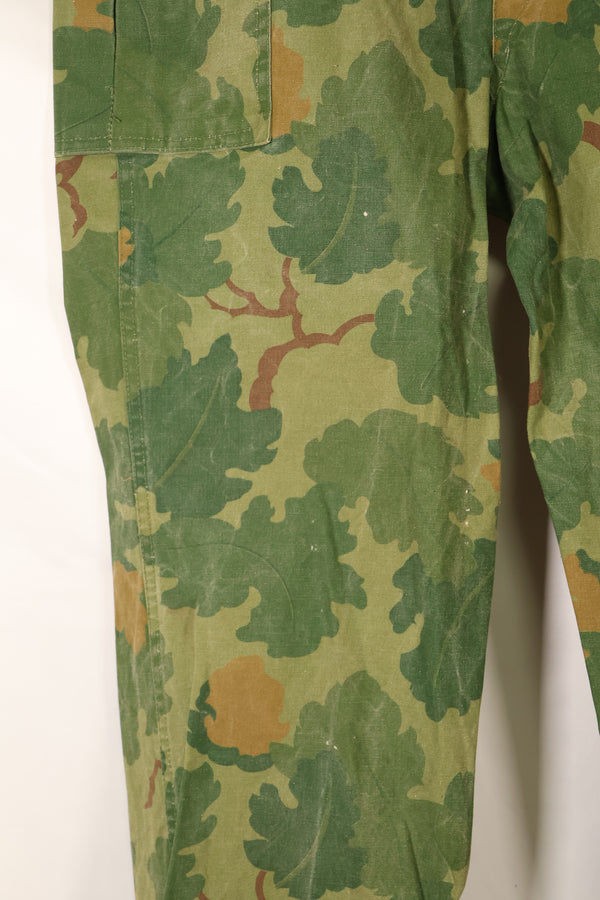 1960年代後半〜70年代前半頃　個人調達品　ミッチェル迷彩　USMC　WWII HBTパンツカット　リバーシブルパンツ　中古品