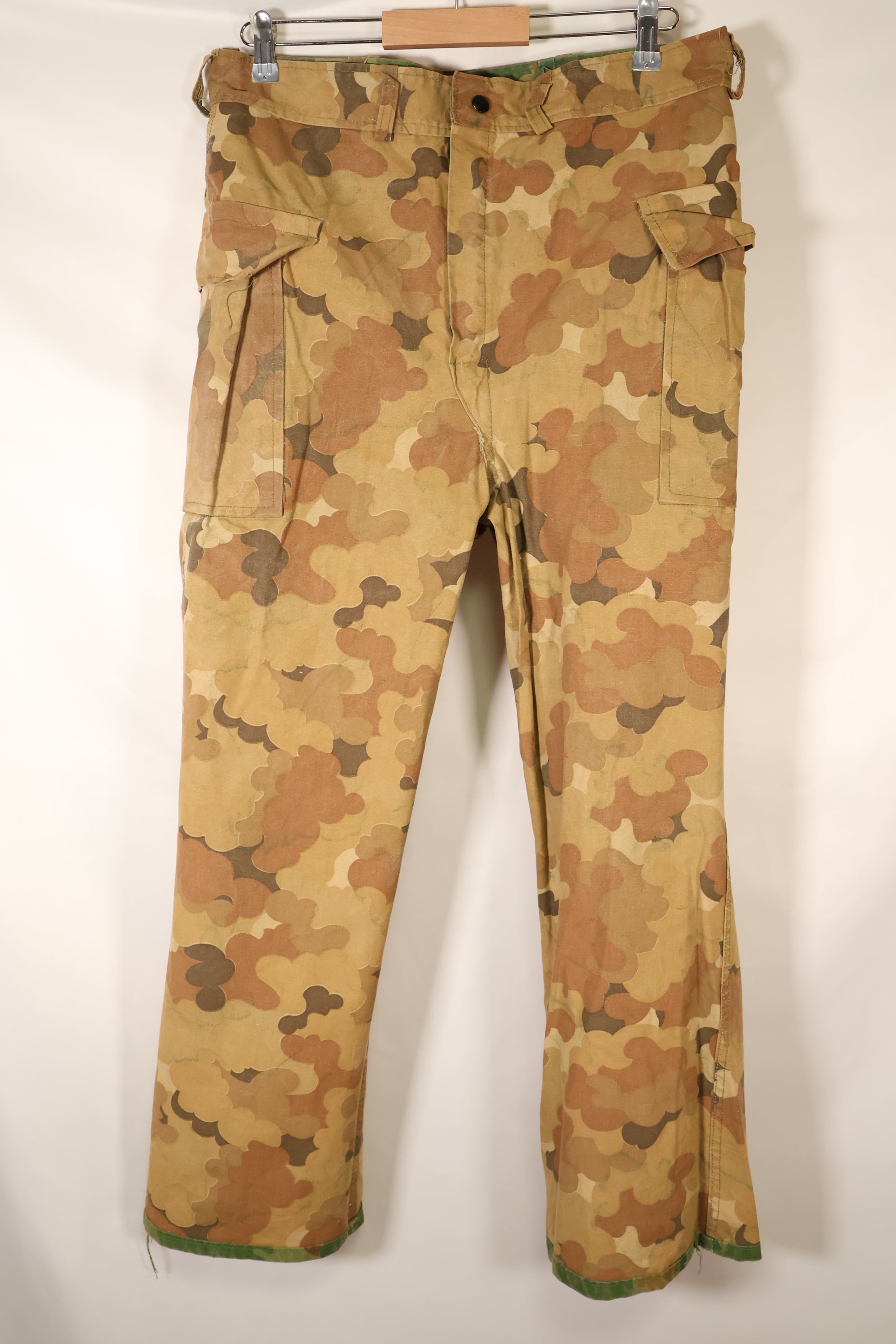 1960年代後半〜70年代前半頃　個人調達品　ミッチェル迷彩　USMC　WWII HBTパンツカット　リバーシブルパンツ　中古品