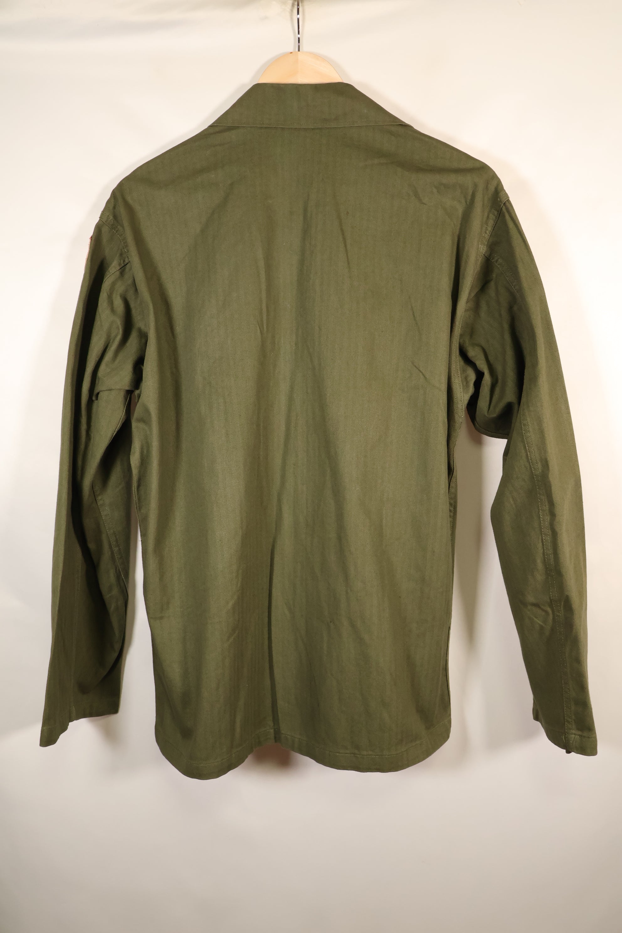 1947年契約　SMALL　M-1947　HBT　ユーティリティシャツ　パッチ付き　中古品