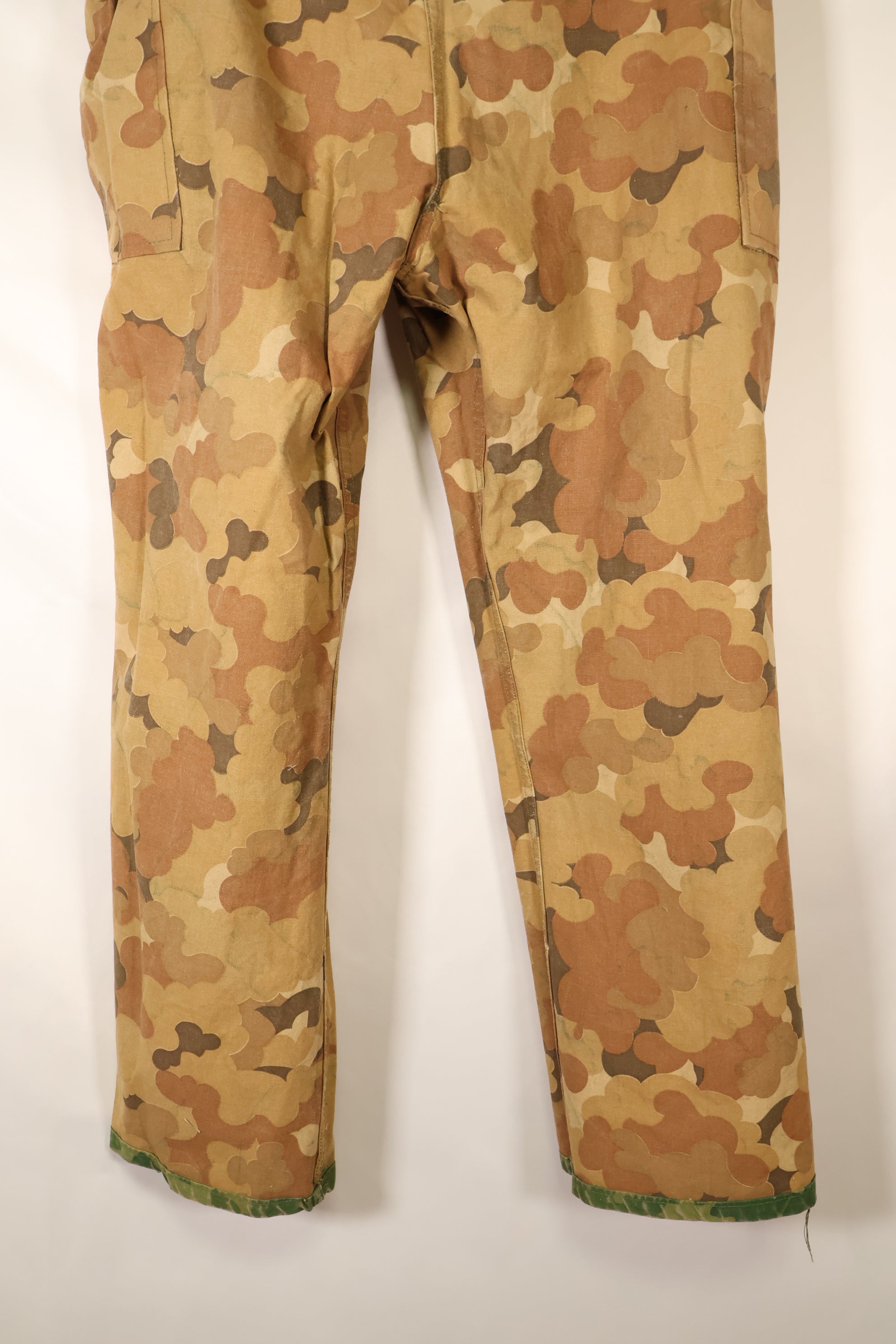 1960年代後半〜70年代前半頃　個人調達品　ミッチェル迷彩　USMC　WWII HBTパンツカット　リバーシブルパンツ　中古品