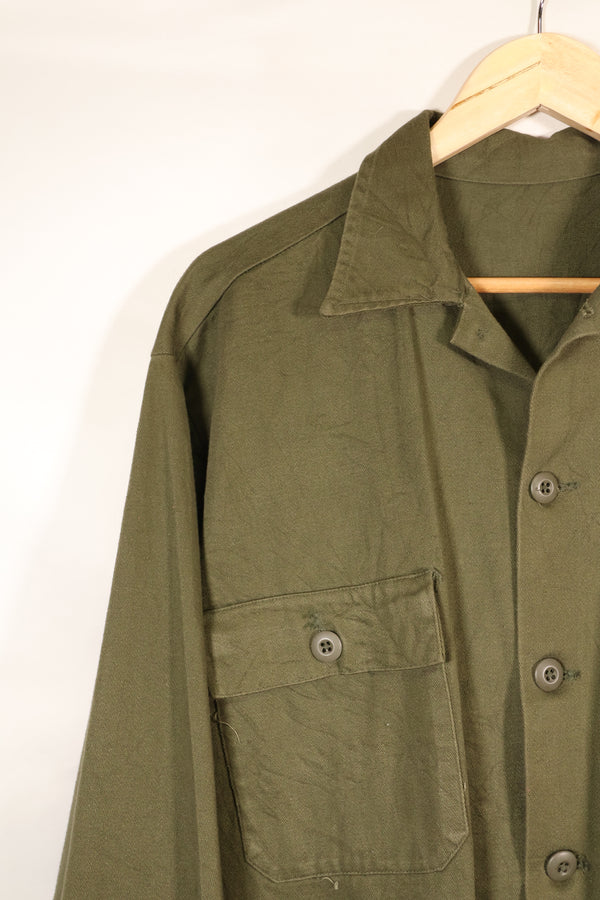 1960年代　推定MEDIUM　OG-107　ユーティリティシャツ　レア裁断　パッチ後付け　中古品