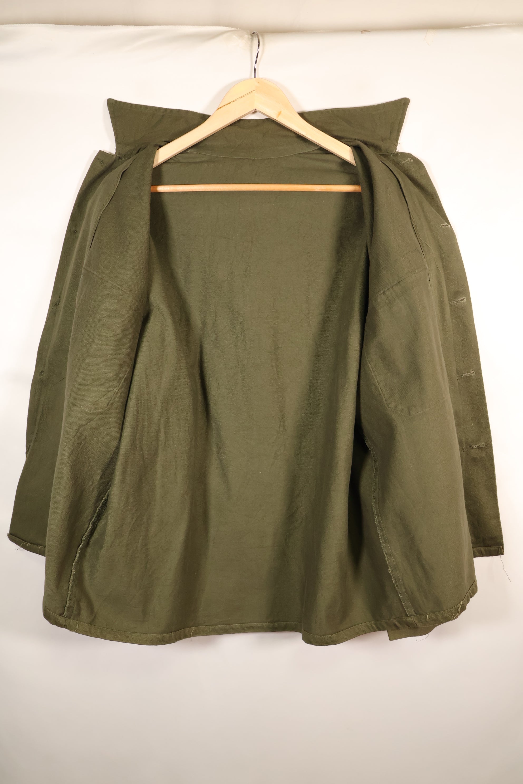1960年代　推定MEDIUM　OG-107　ユーティリティシャツ　レア裁断　パッチ後付け　中古品