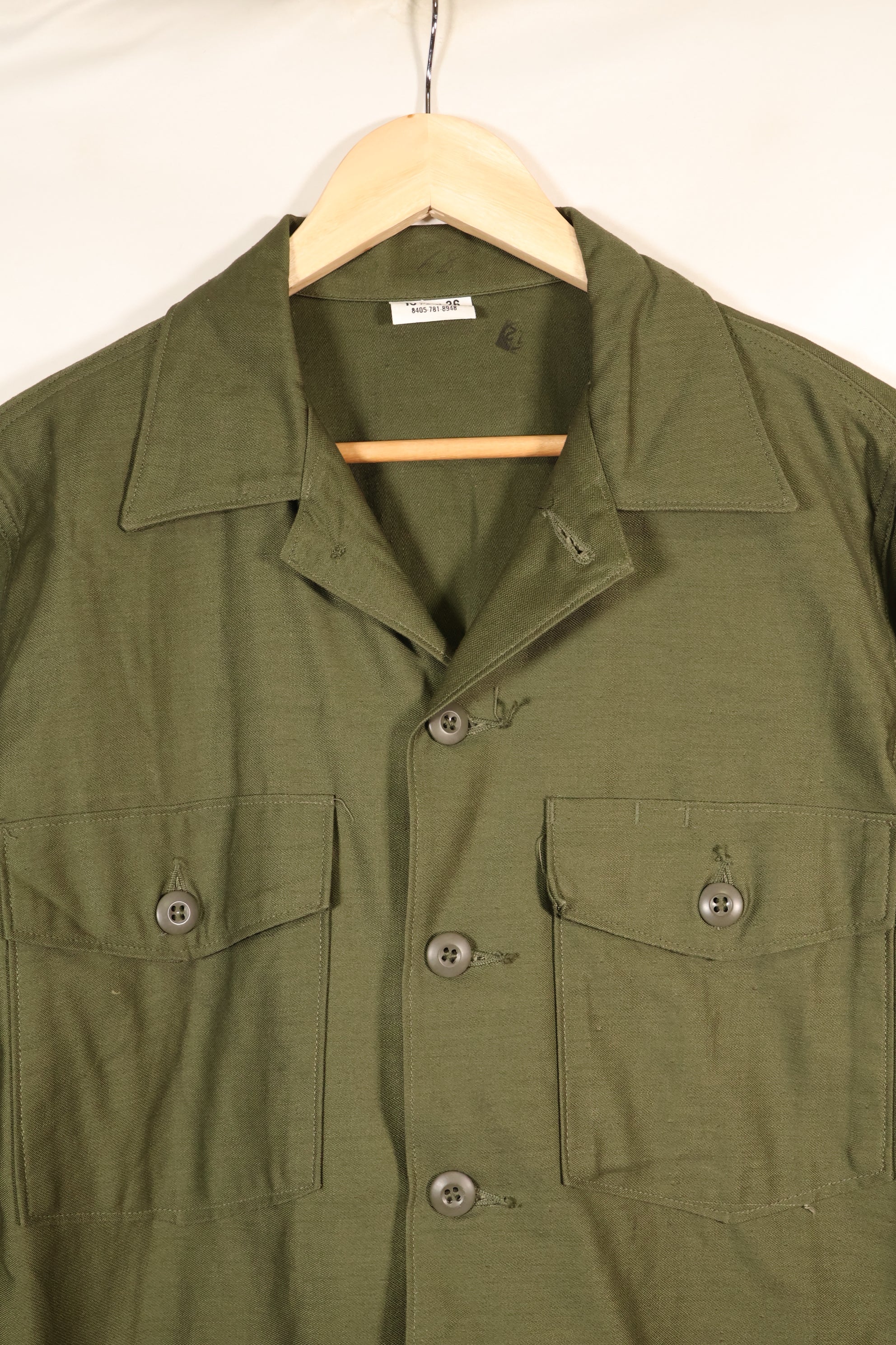 1960年代中頃　16 1/2 x 36　アメリカ陸軍　OG-107 ユーティリティシャツ　ほぼ未使用品