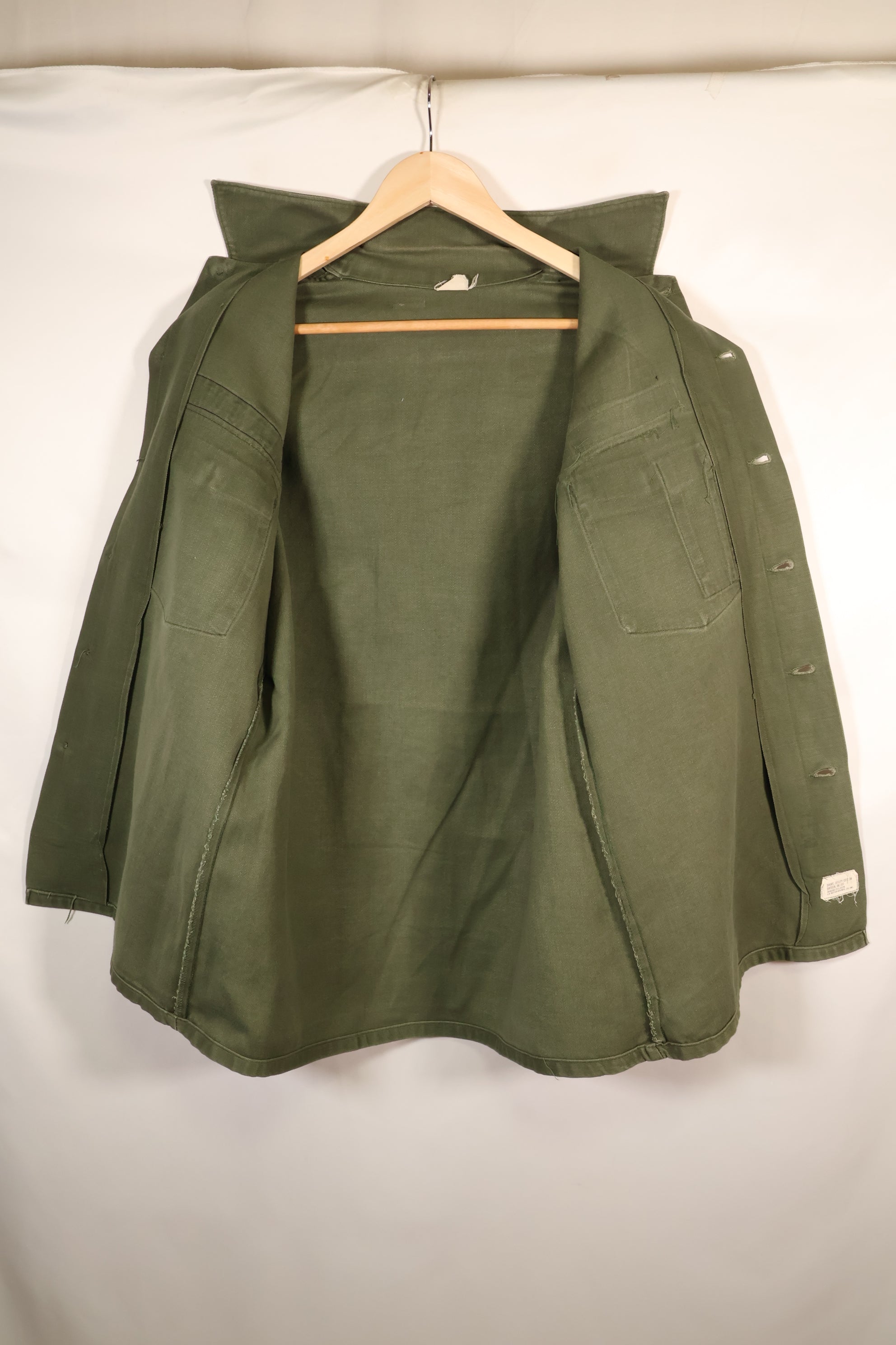 1972年契約　15 1/2 x 33　OG-107　ユーティリティシャツ　パッチ付き　中古品