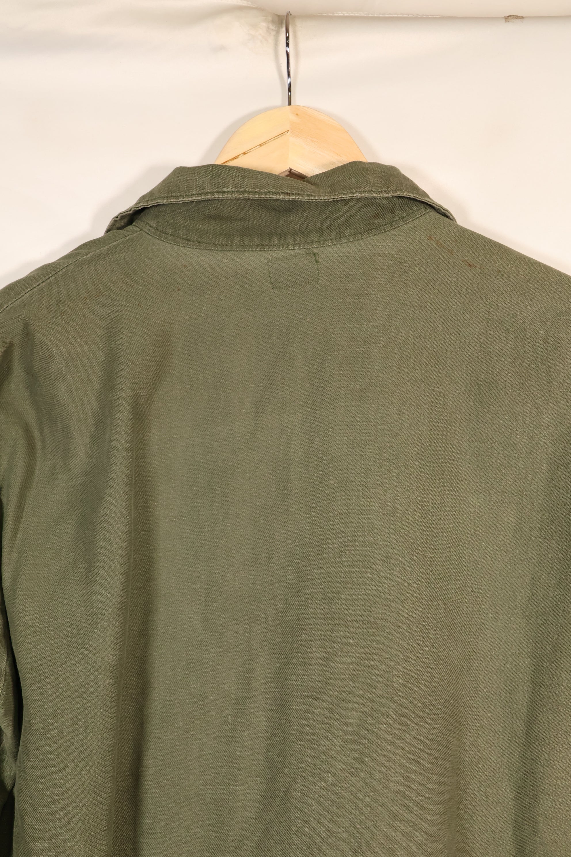 1960年代後半契約　16 1/2 x 32　OG-107　ユーティリティシャツ　パッチ付き　中古品
