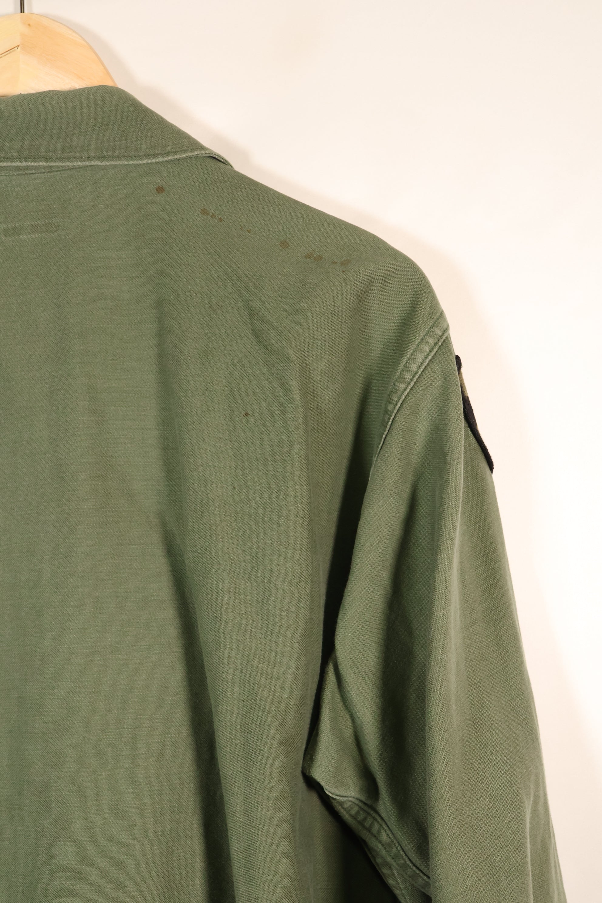 1968年契約　推定 MEDIUM　OG-107　ユーティリティシャツ　パッチ後付け　中古品