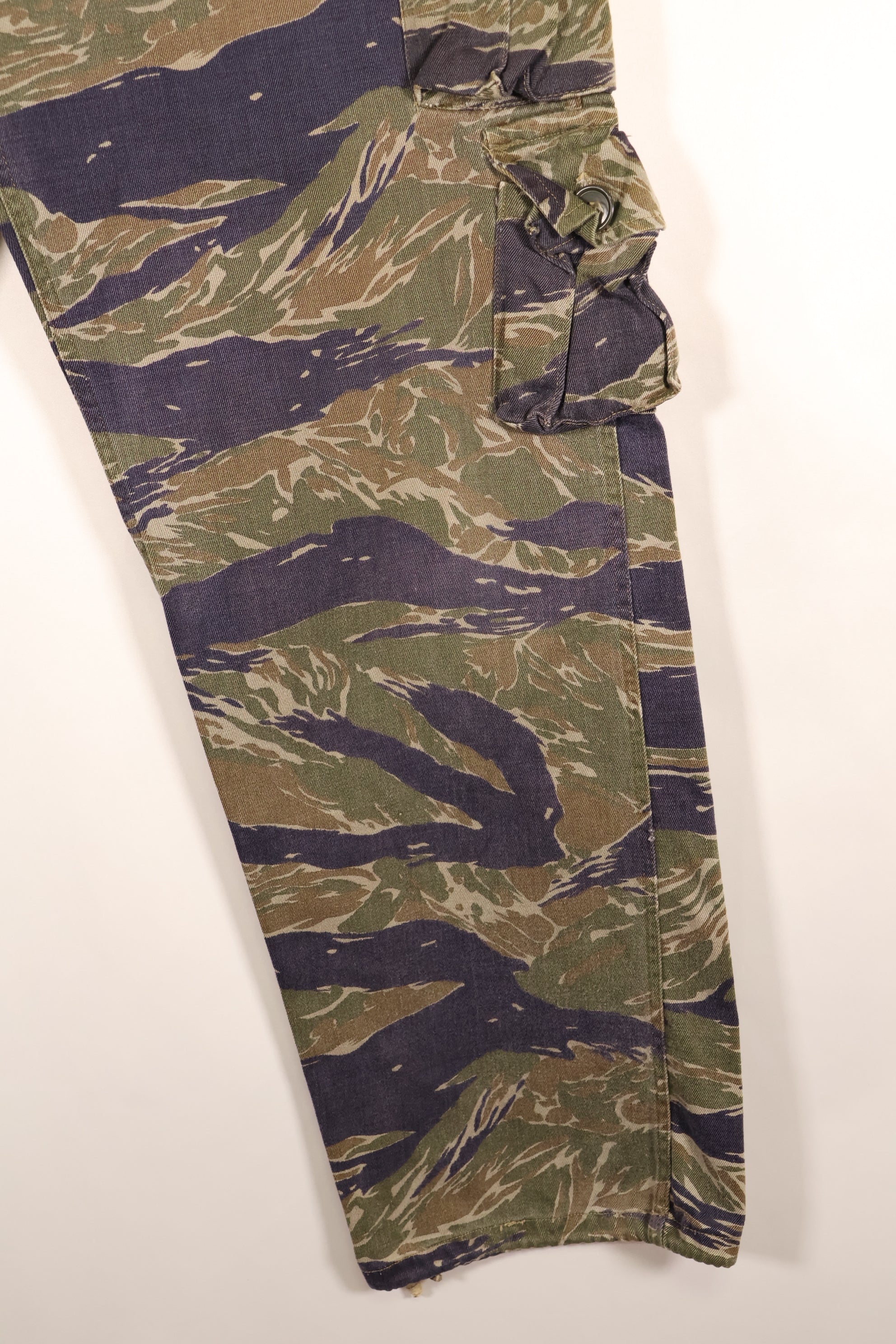 1960年代中頃　A-M　シルバータイガー　Asianカット　タイガーストライプ　パンツ　中古品