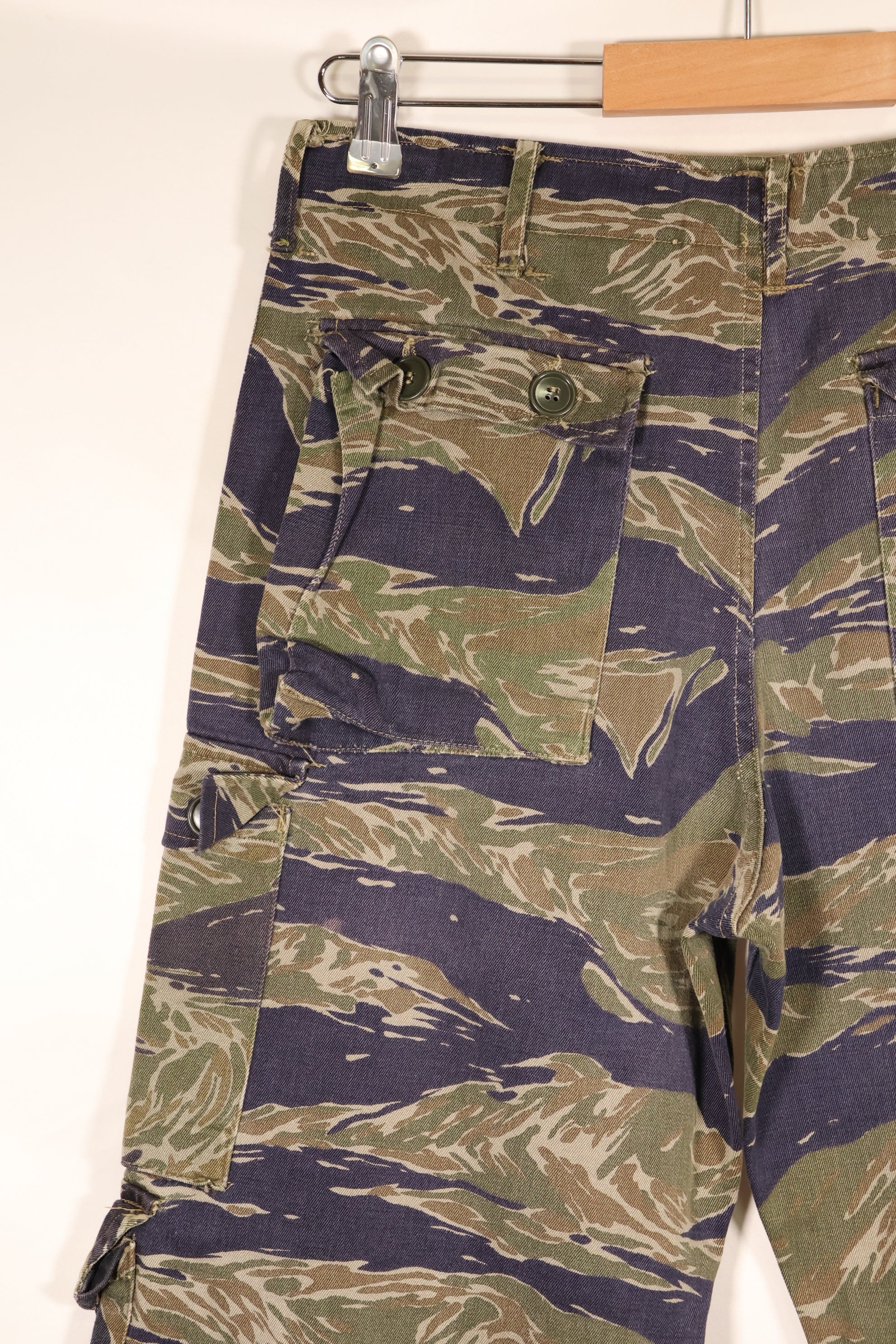 1960年代中頃　A-M　シルバータイガー　Asianカット　タイガーストライプ　パンツ　中古品