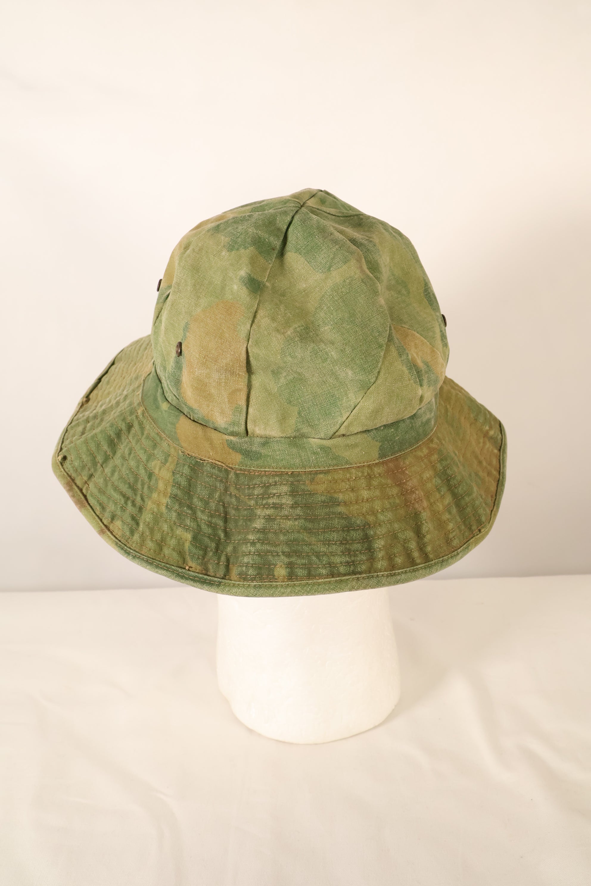 1960年代〜70年代前半　USMC 個人調達品　ミッチェルパターン迷彩　シェルターハーフ製　ブーニーハット　中古品