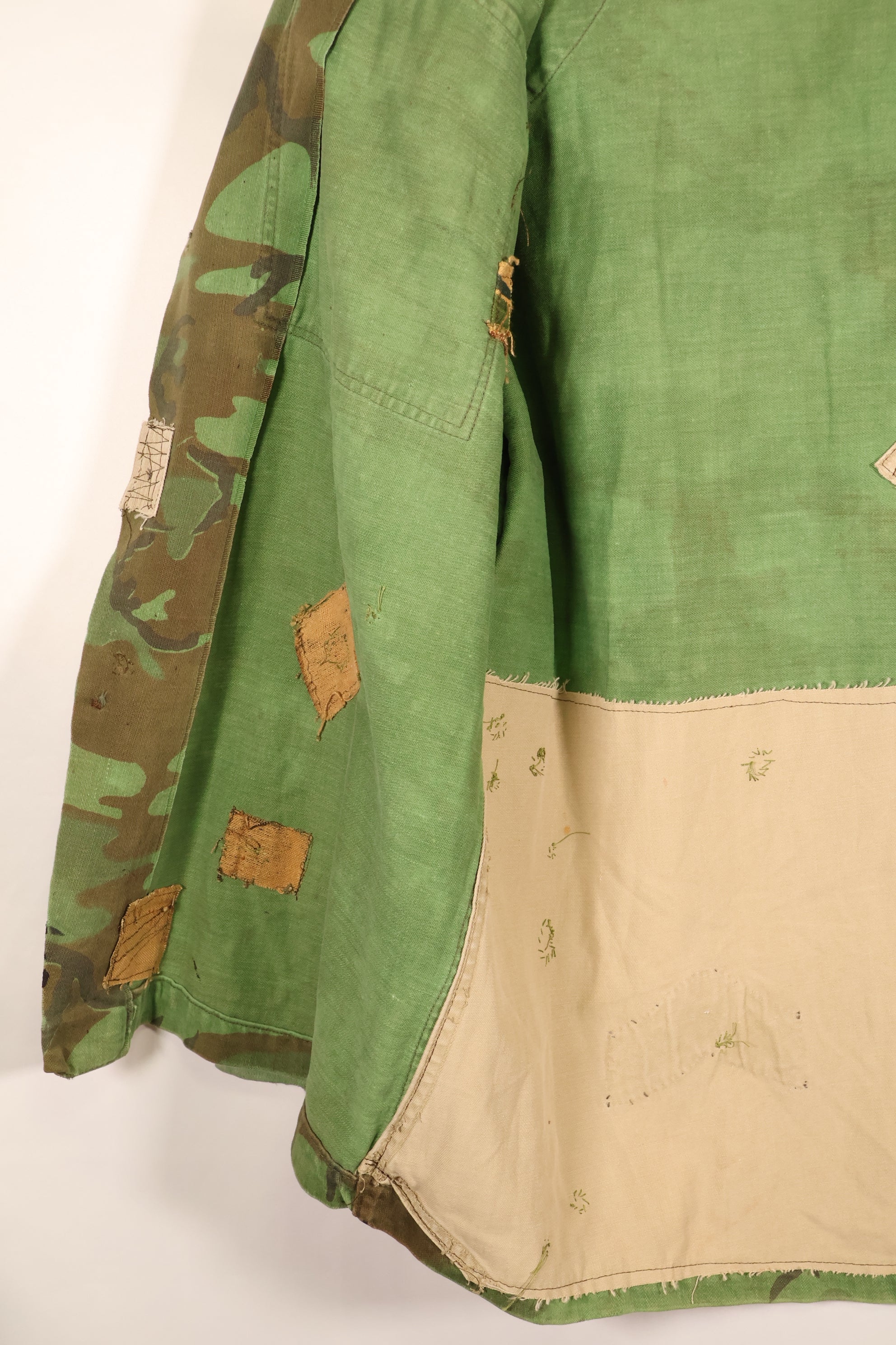 1970年代前半　大きめサイズ　ARVN　南ベトナム空挺師団　リーフ迷彩　シャツ　補修あり　中古品