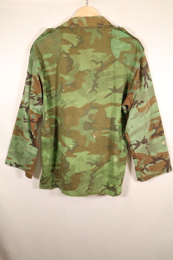 1970年代前半　大きめサイズ　ARVN　南ベトナム空挺師団　リーフ迷彩　シャツ　補修あり　中古品