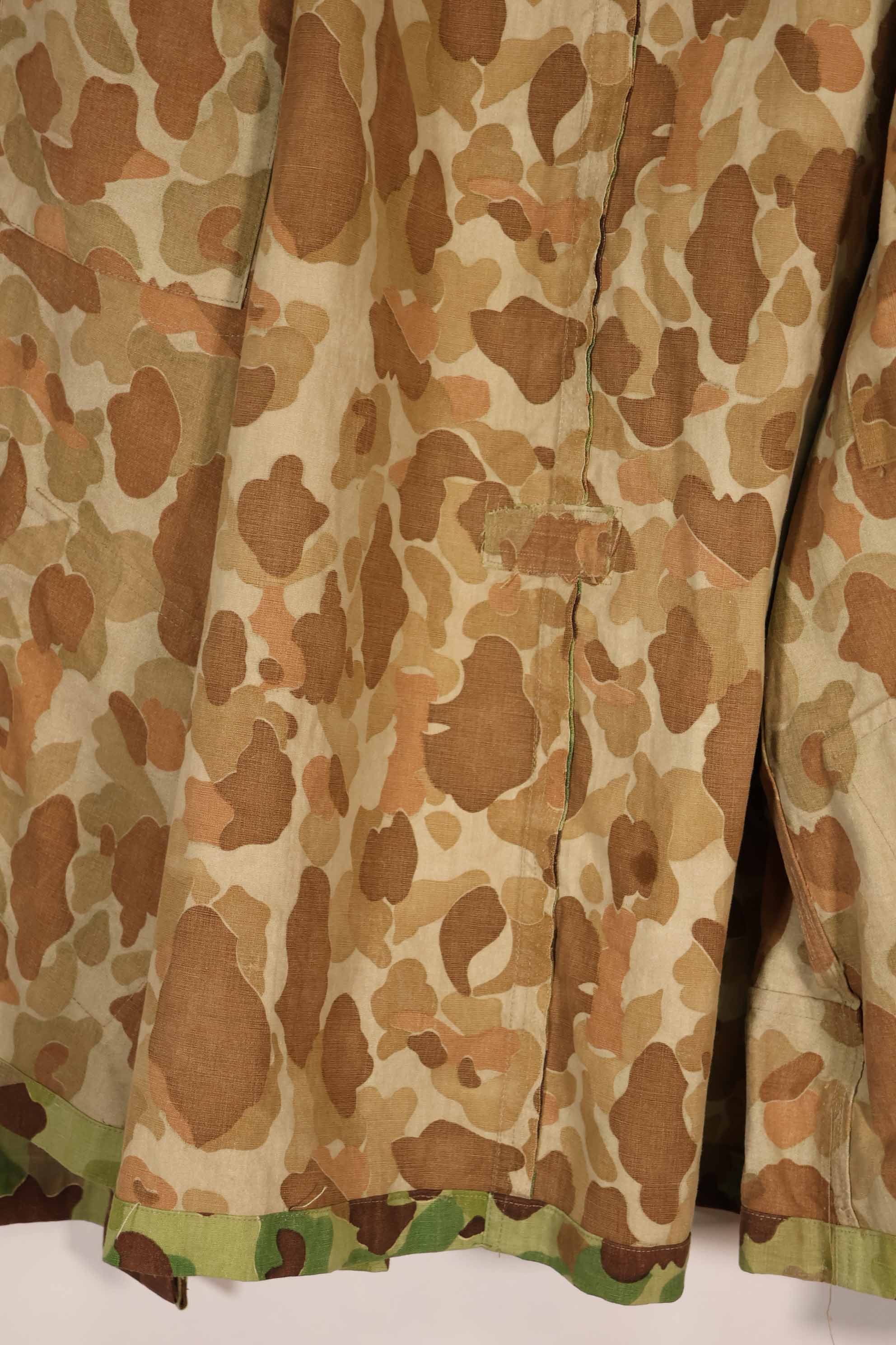 実物生地レプリカ　フロッグスキン迷彩　フランス軍空挺ジャケットカット　中古品
