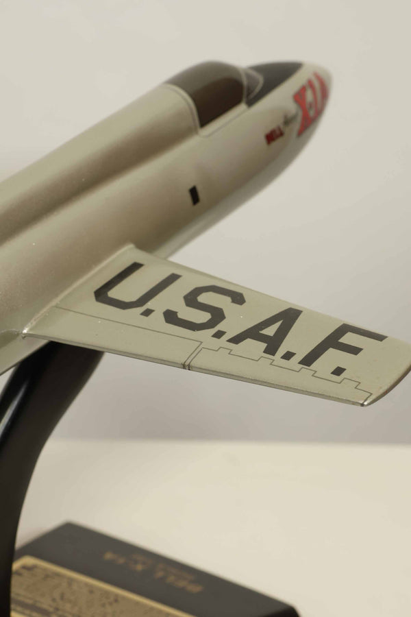 チャック・イエーガー空軍准将　直筆サイン入り　X-1-A　模型　中古品