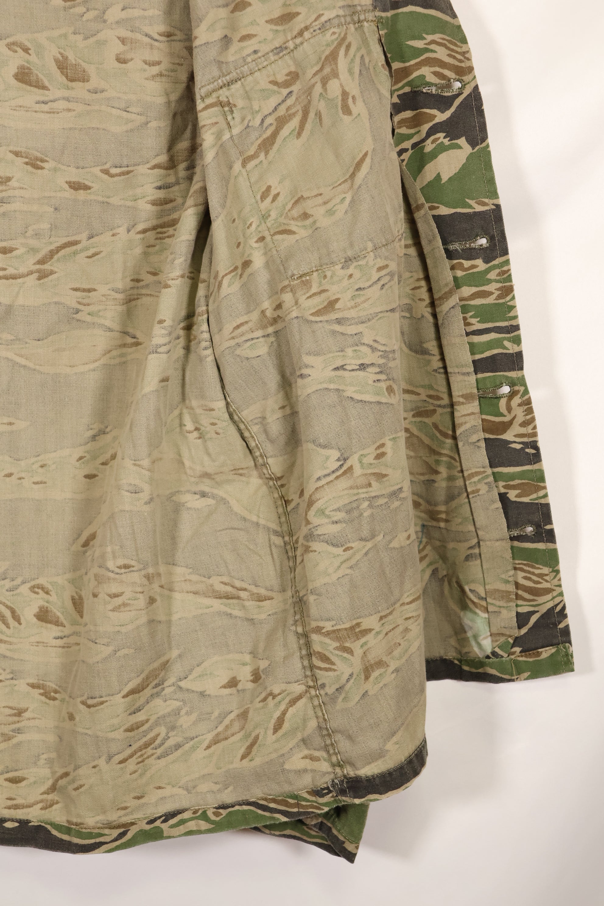 実物　レイトウォーパターン　タイガーストライプ　シャツ　A-L　退色あり