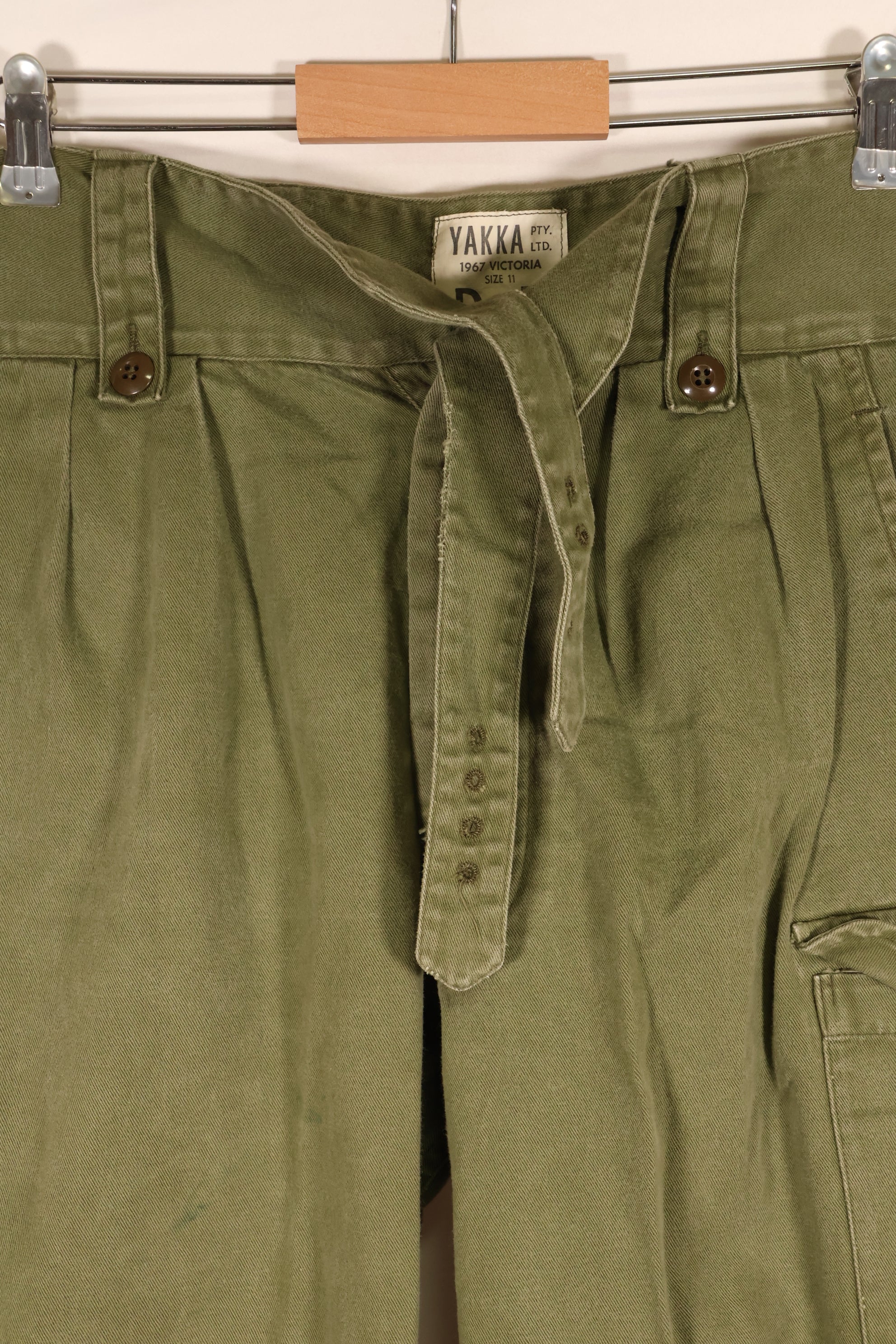 1967年契約　オーストラリア軍　OD　コンバットトラウザーズ　褪色あり　中古品