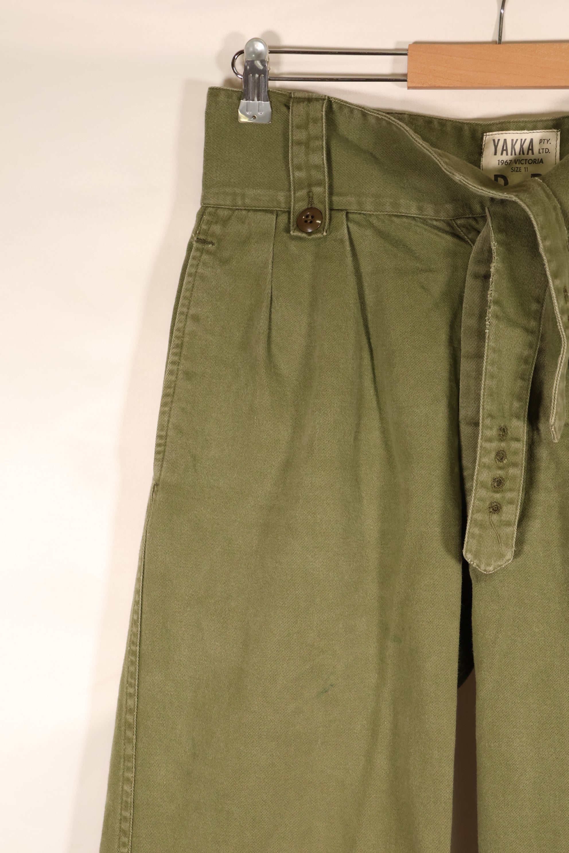 1967年契約　オーストラリア軍　OD　コンバットトラウザーズ　褪色あり　中古品