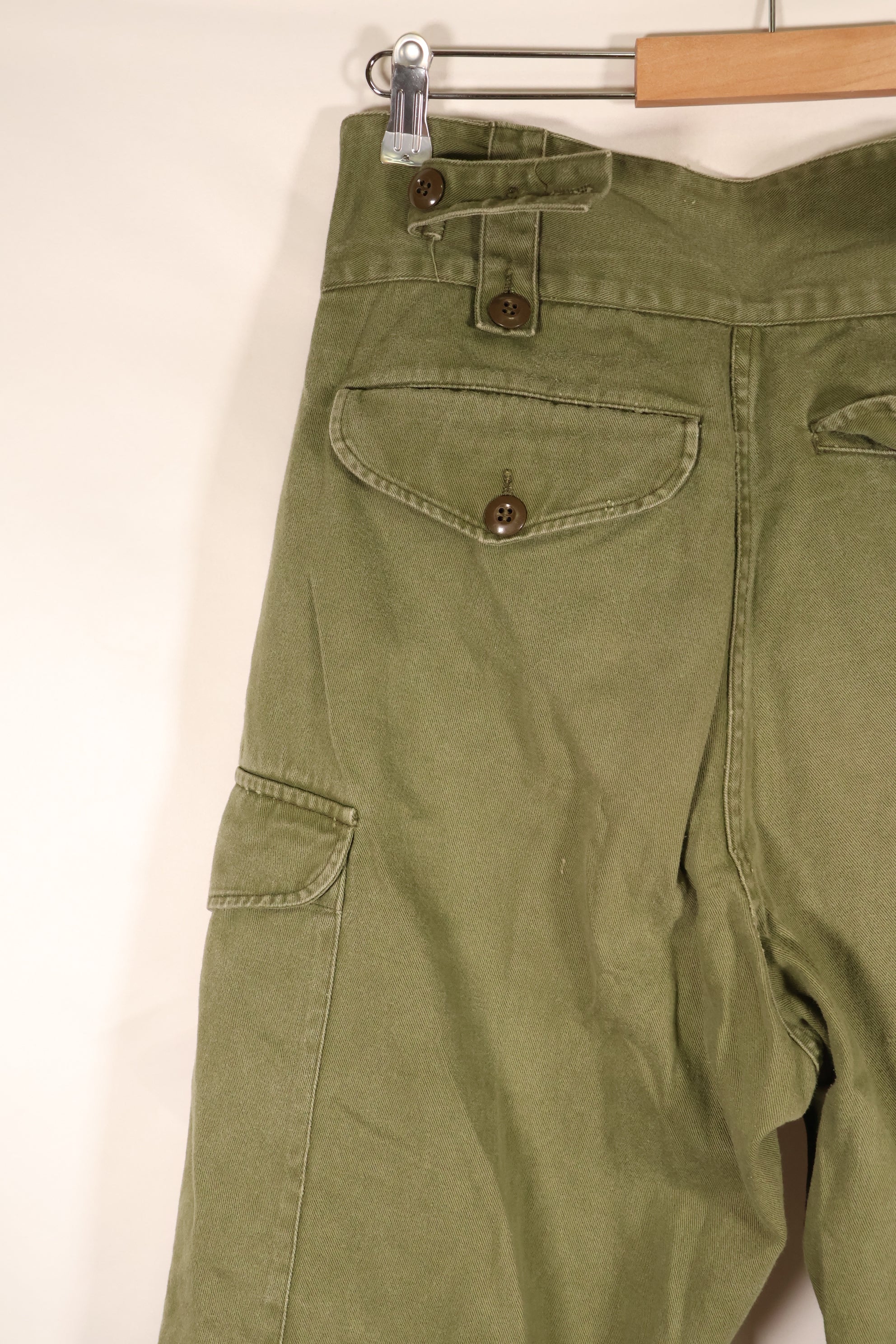 1967年契約　オーストラリア軍　OD　コンバットトラウザーズ　褪色あり　中古品
