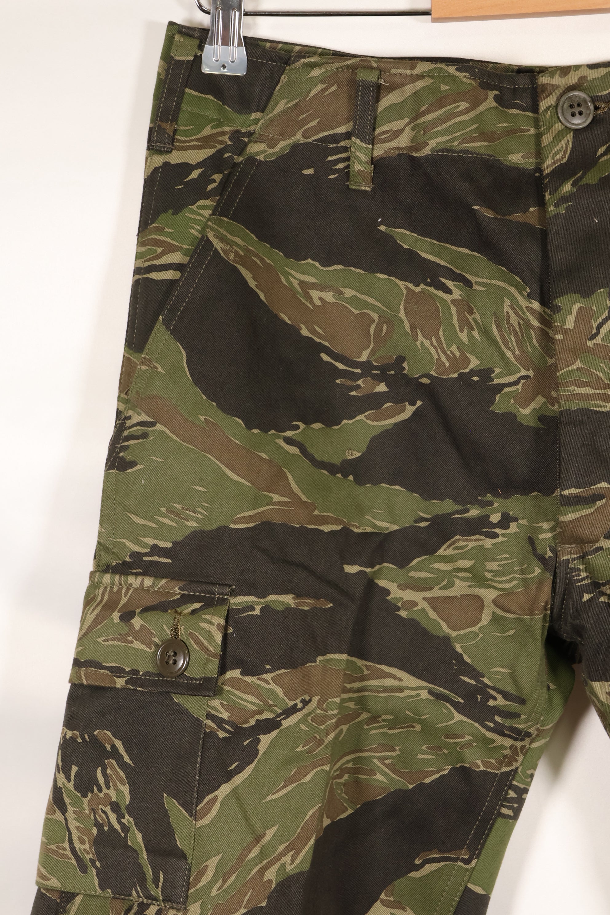 1970年代　DAJB09 契約タグ付き　日本製　タイガーストライプ　上下セット　未使用品　