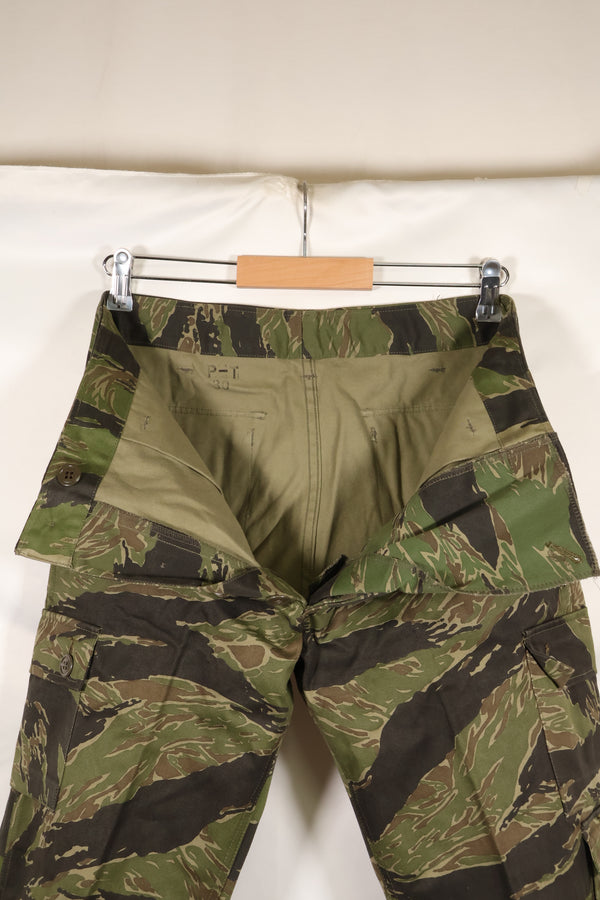 1970年代　DAJB09 契約タグ付き　日本製　タイガーストライプ　上下セット　未使用品　