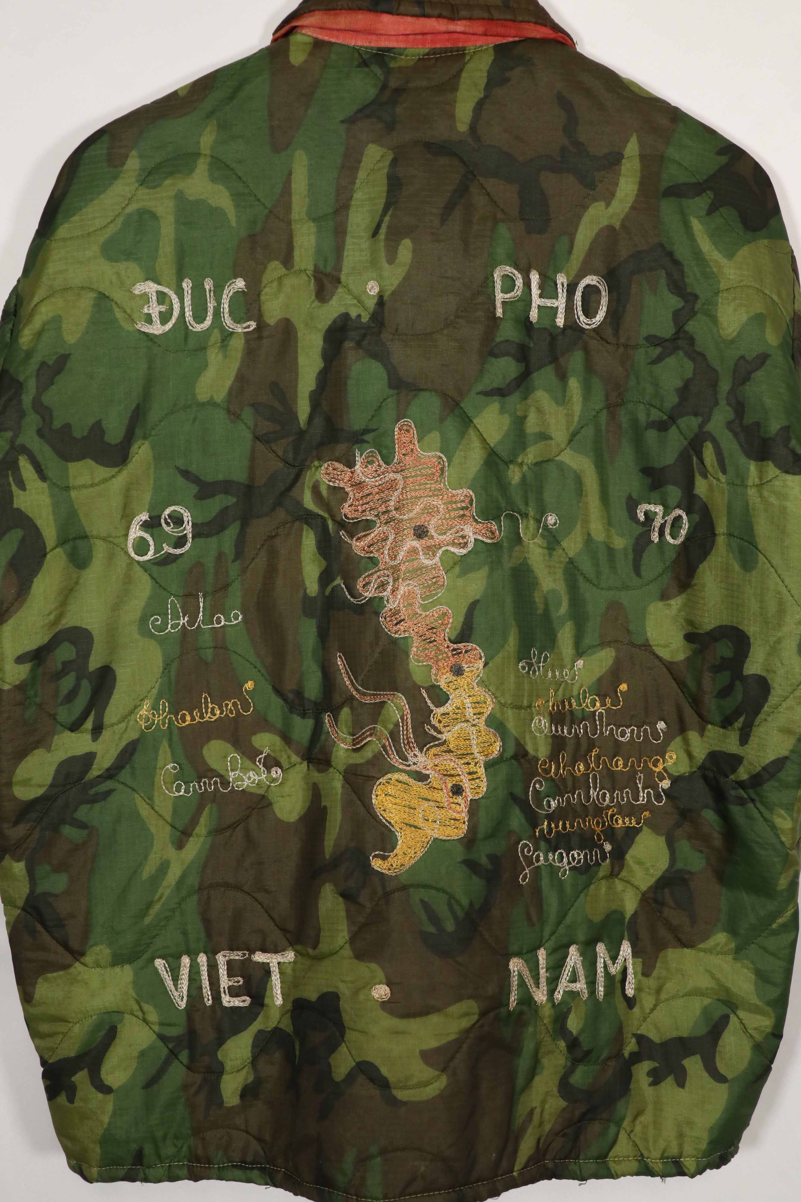 実物　米軍ポンチョライナー　ツアージャケット　DUC PHO　1969-1970　