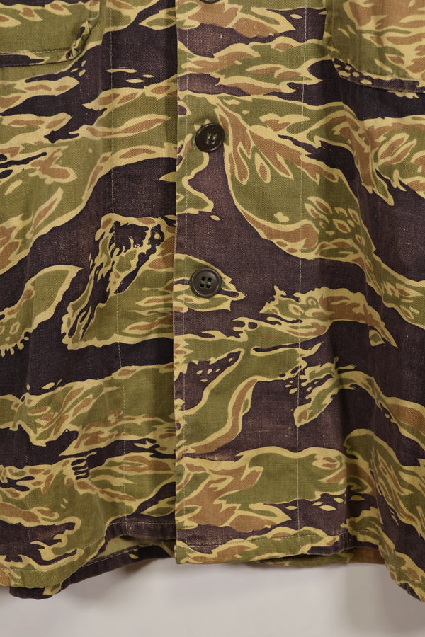 実物　レイトウォーパターン　USサイズ　タイガーストライプ　シャツ　ポケット改造あり　中古品