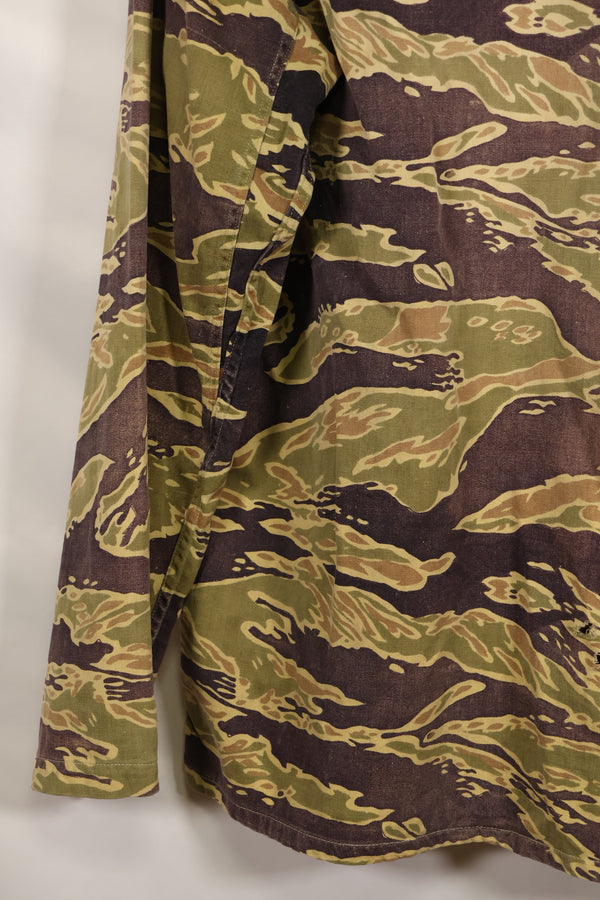 実物　レイトウォーパターン　USサイズ　タイガーストライプ　シャツ　ポケット改造あり　中古品