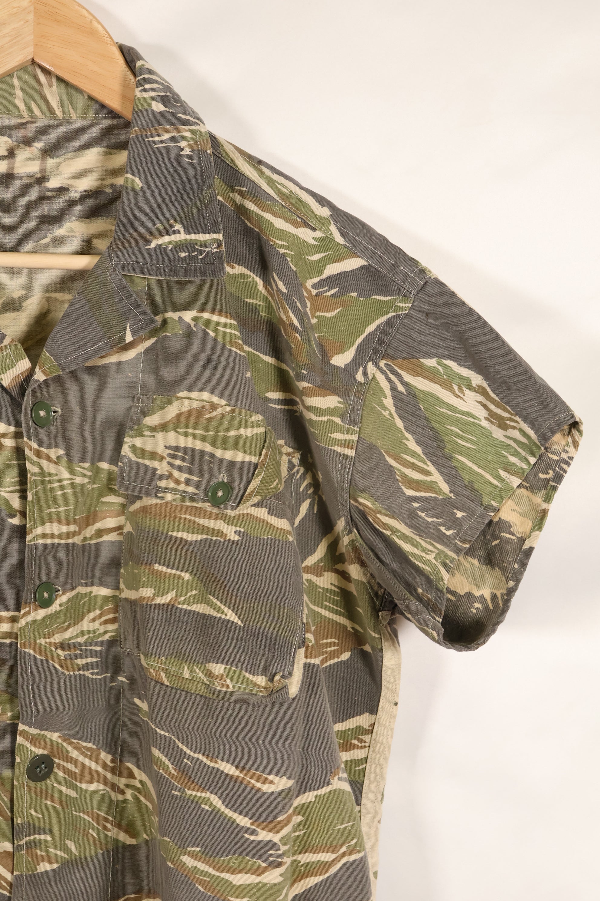 推定1970年代　ローカルメイド　タイガーストライプ　半袖シャツ　中古品