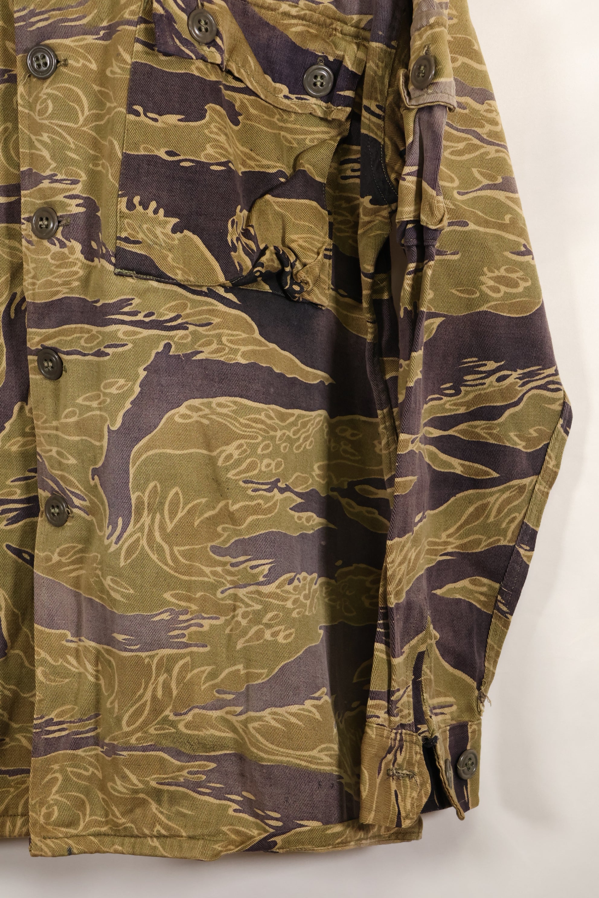 1960年代後半　ゴールドタイガーストライプ　シャツ　USカット　US-M　褪色あり　中古品