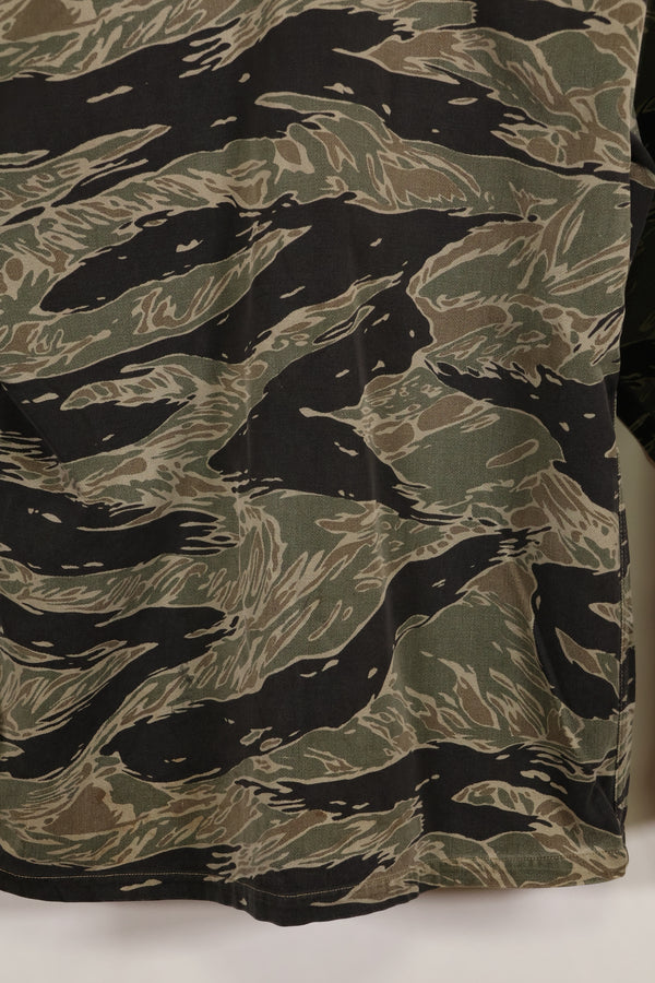 実物　シルバータイガーストライプ　Asian Cut A-Lサイズ　シャツ　Used　状態良い