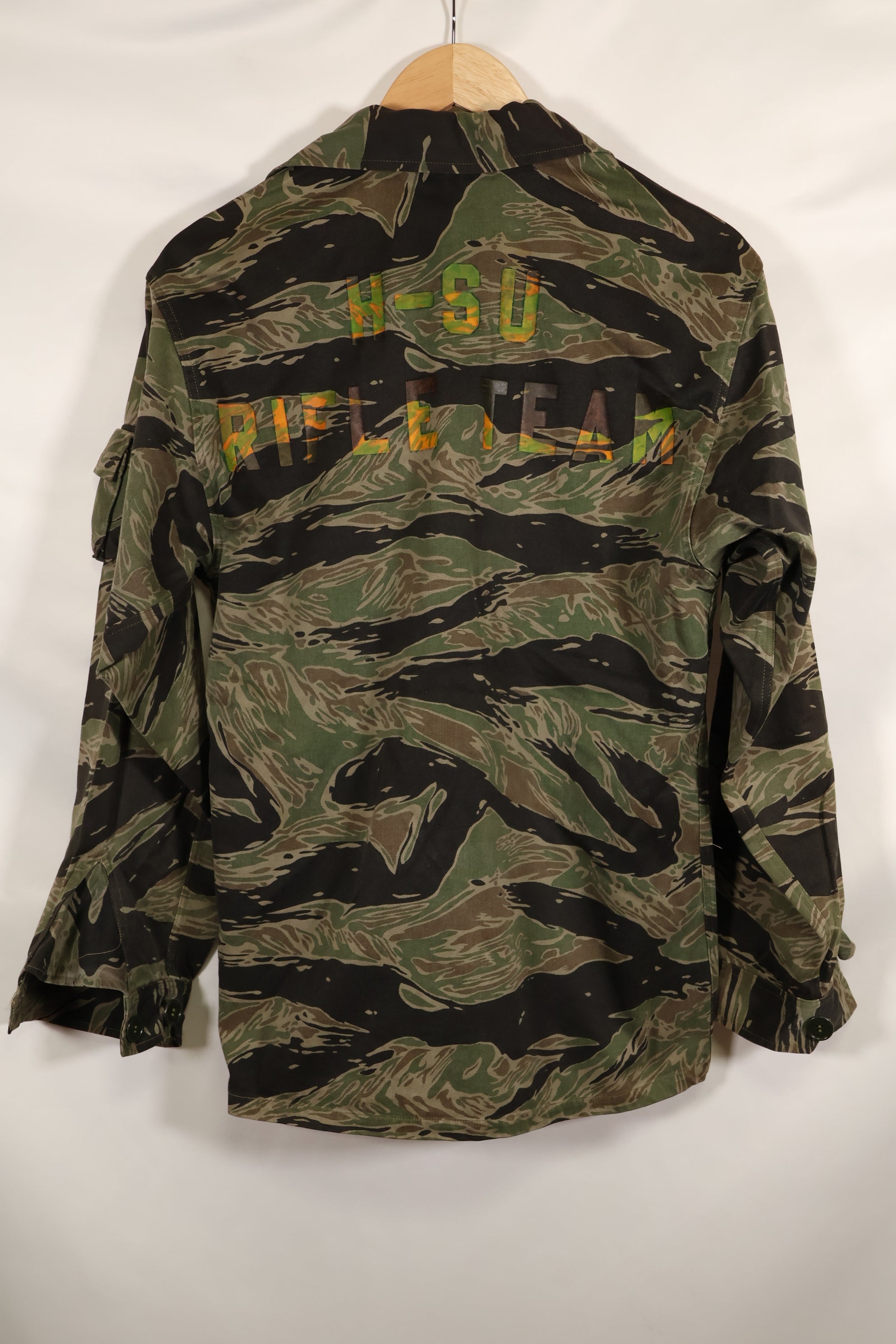 実物　USカット　シルバータイガーストライプ　シャツ　推定US-M　状態良い　背面ステンシルあり