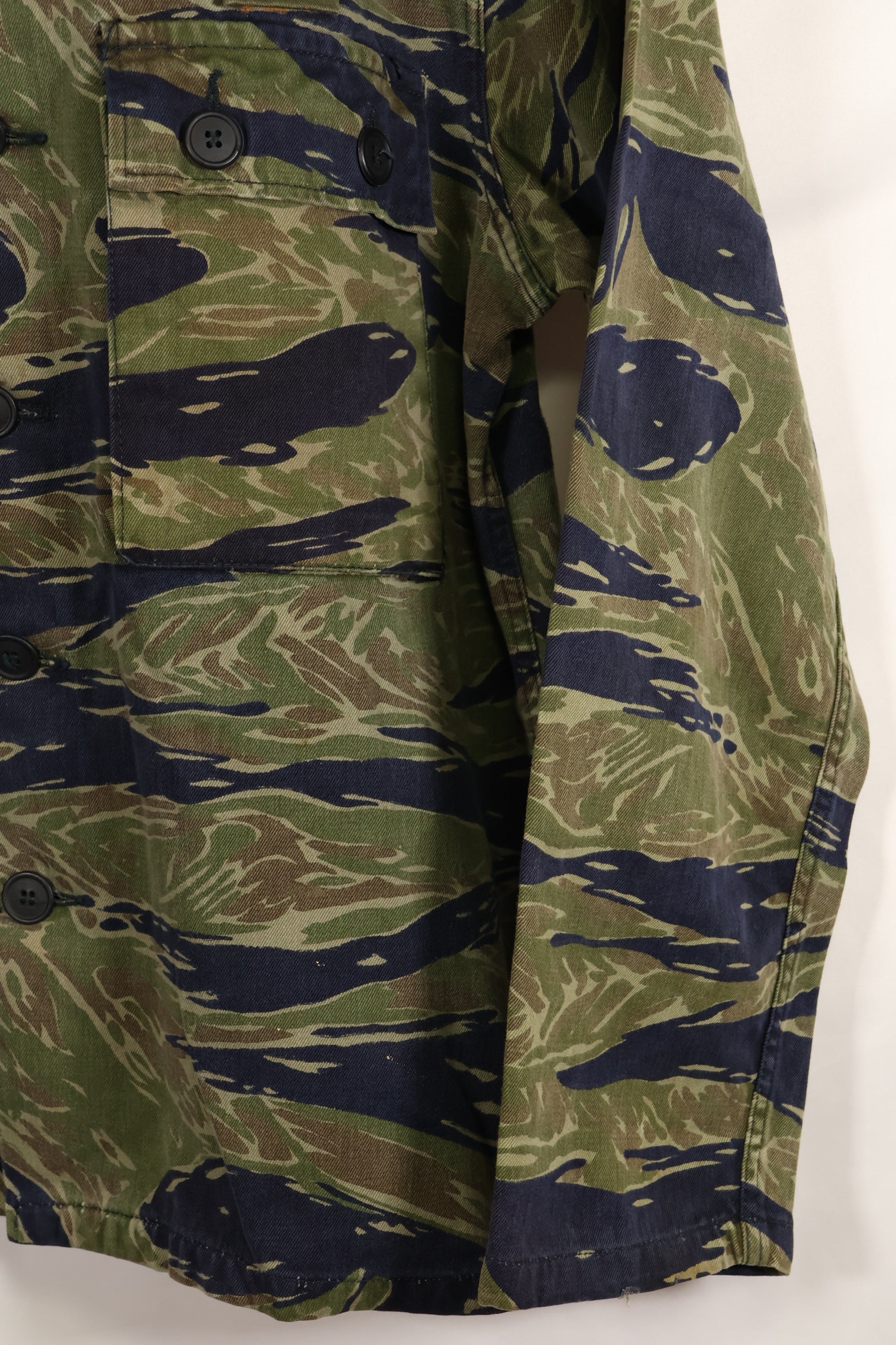 実物　TO78 A-L 沖縄タイガー　タイガーストライプ　シャツ　中古品