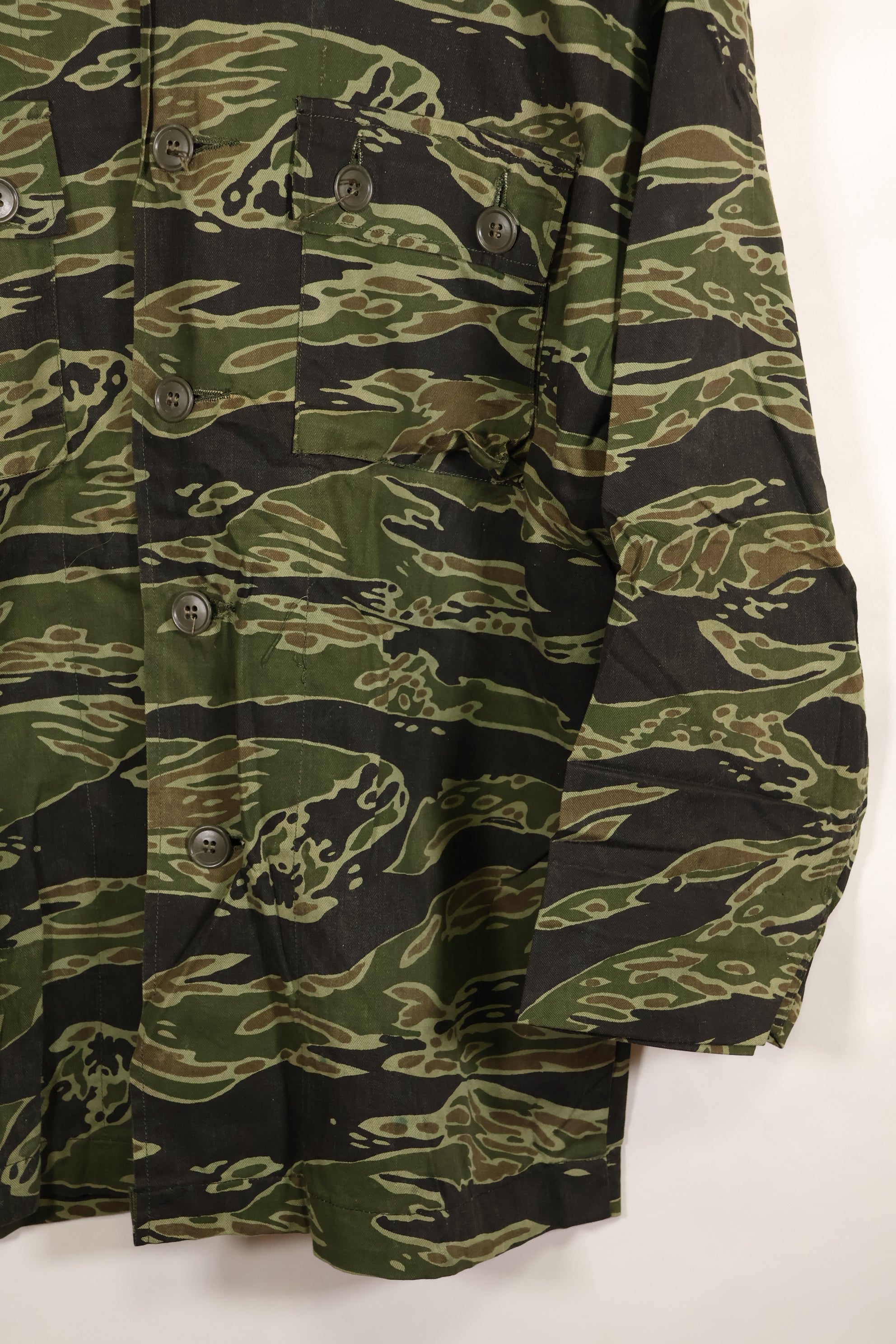 実物　レイトウォーパターン　USサイズ　タイガーストライプ　シャツ　ダークカラー　ほぼ未使用