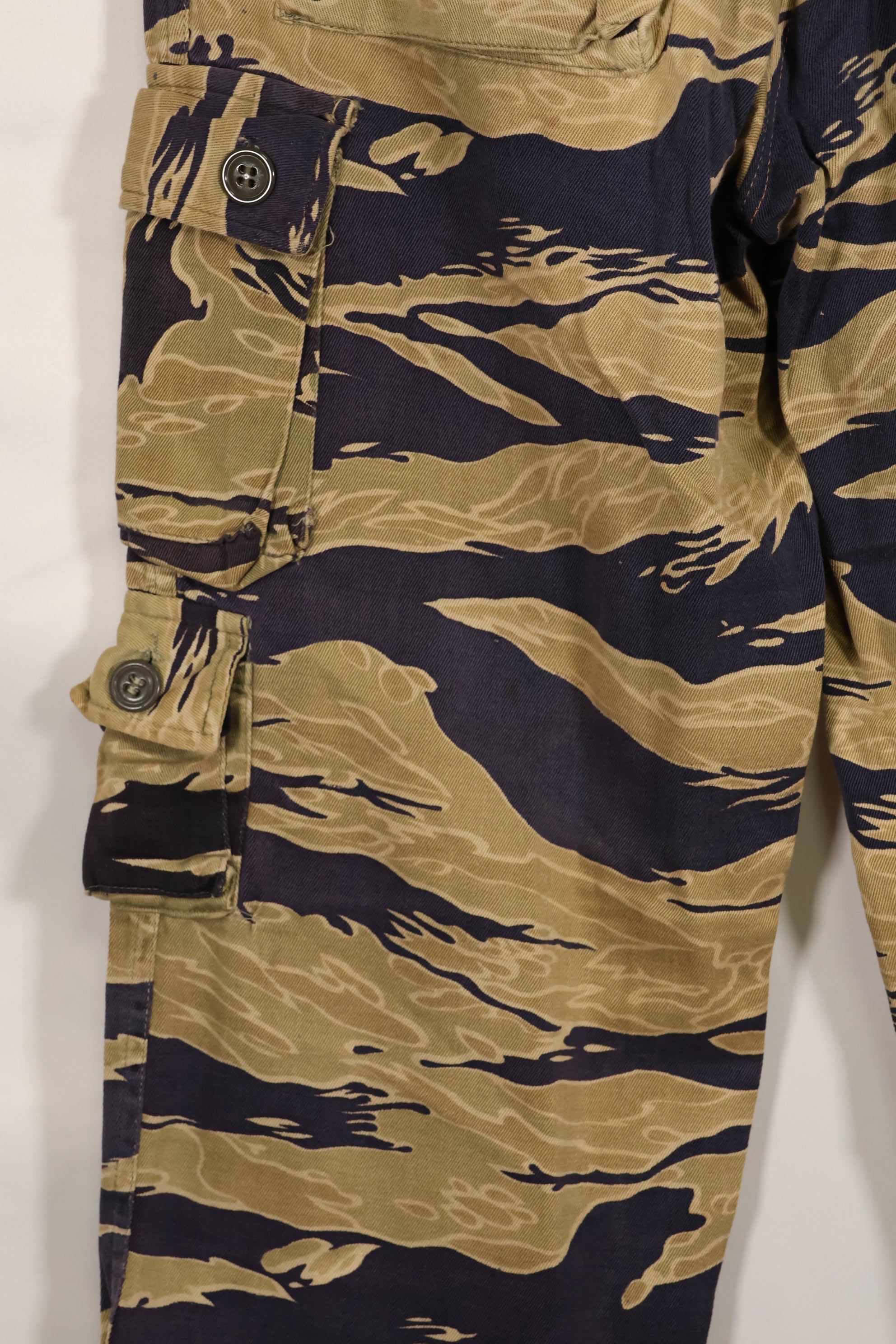 1960年代後半　ゴールドタイガーストライプ　パンツ　USカット　US-M改造　褪色あり　中古品