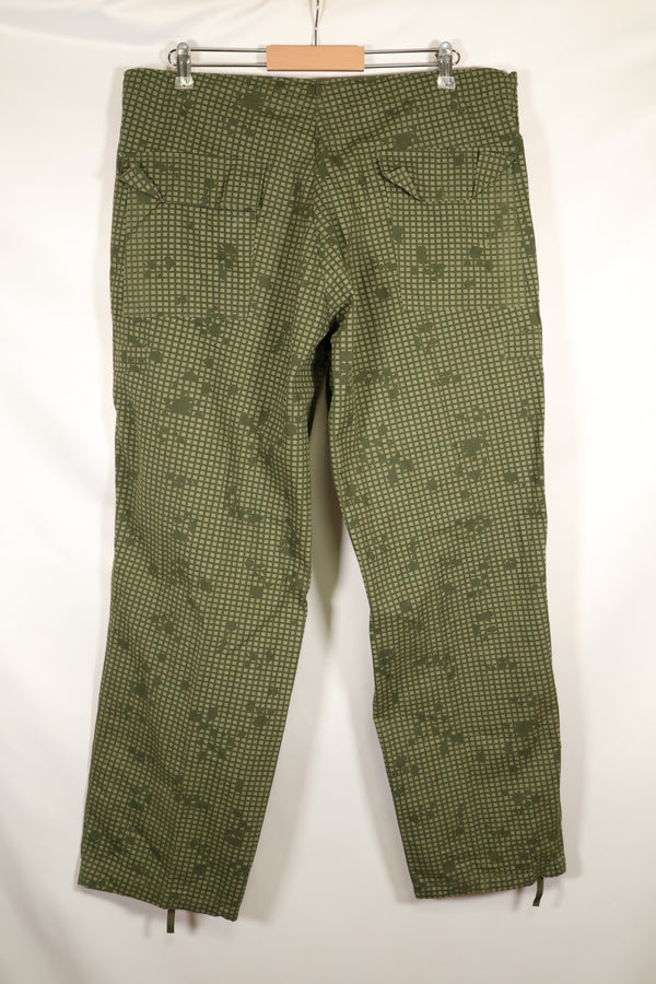 1987年契約　L-R アメリカ軍　対赤外線兵器　ナイトカモ　パンツ　オーバーパンツ　中古品