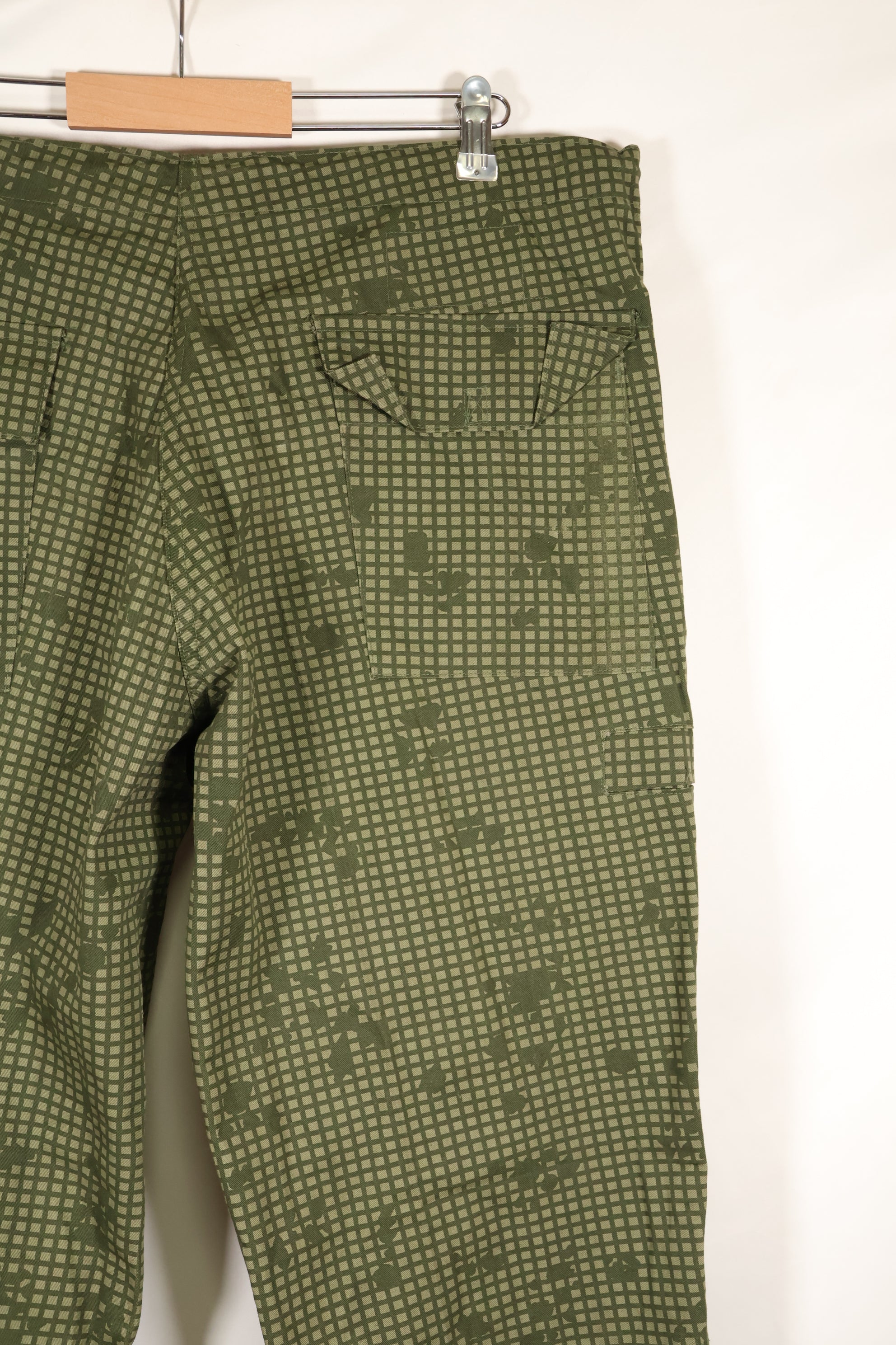 1987年契約　L-R アメリカ軍　対赤外線兵器　ナイトカモ　パンツ　オーバーパンツ　中古品