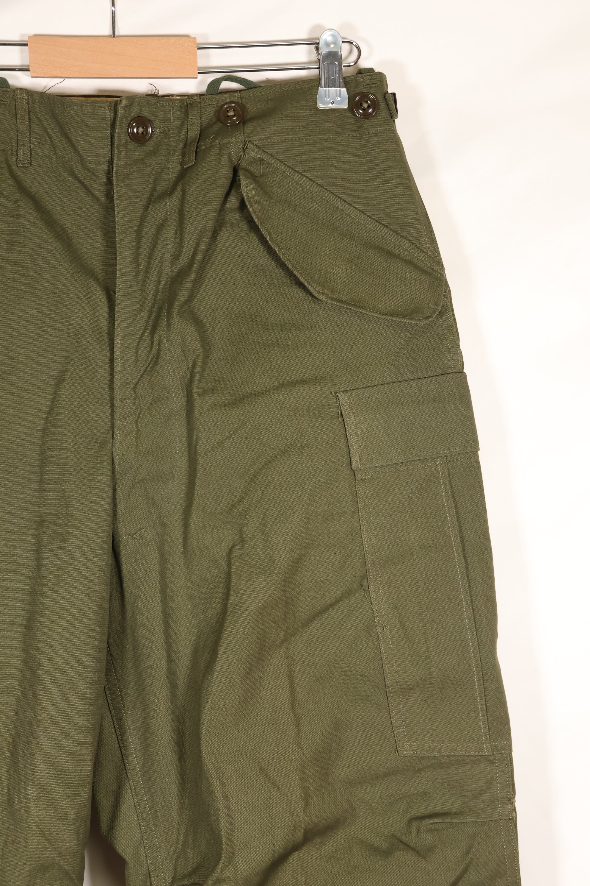 1951年契約　S-R　アメリカ陸軍　M51　フィールドパンツ　ほぼ未使用品　シミ汚れあり