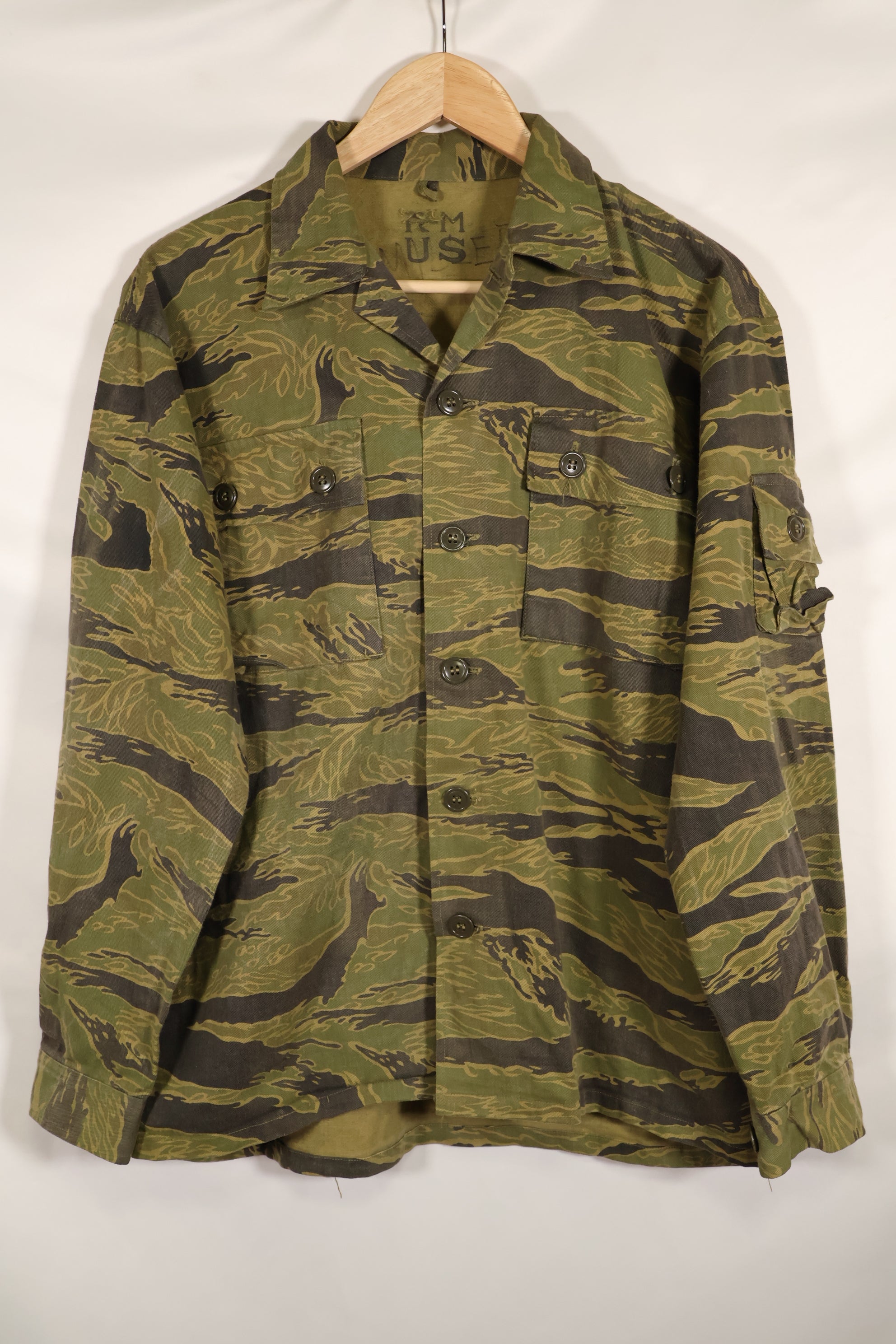 大阪 MASH製　US-M ゴールドタイガーストライプ　USカット　シャツ　中古品　退色あり