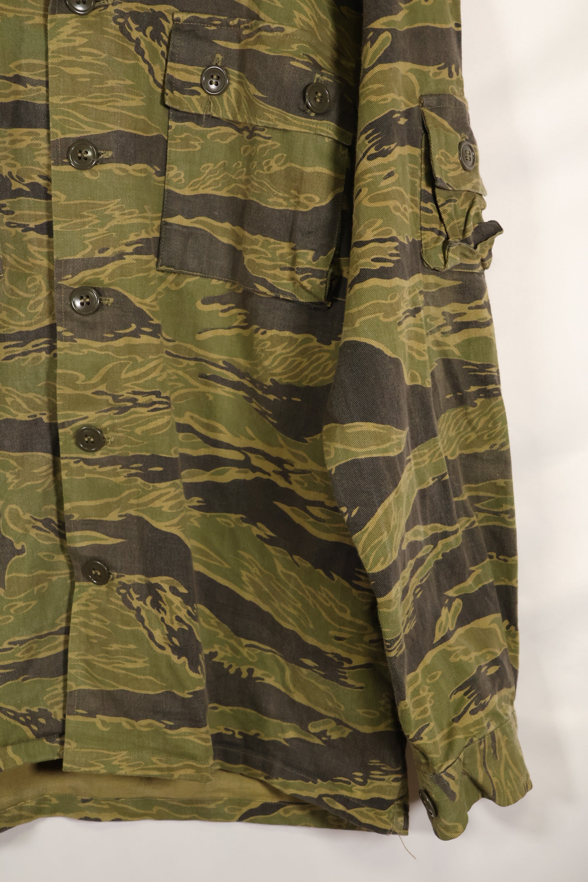 大阪 MASH製　US-M ゴールドタイガーストライプ　USカット　シャツ　中古品　退色あり