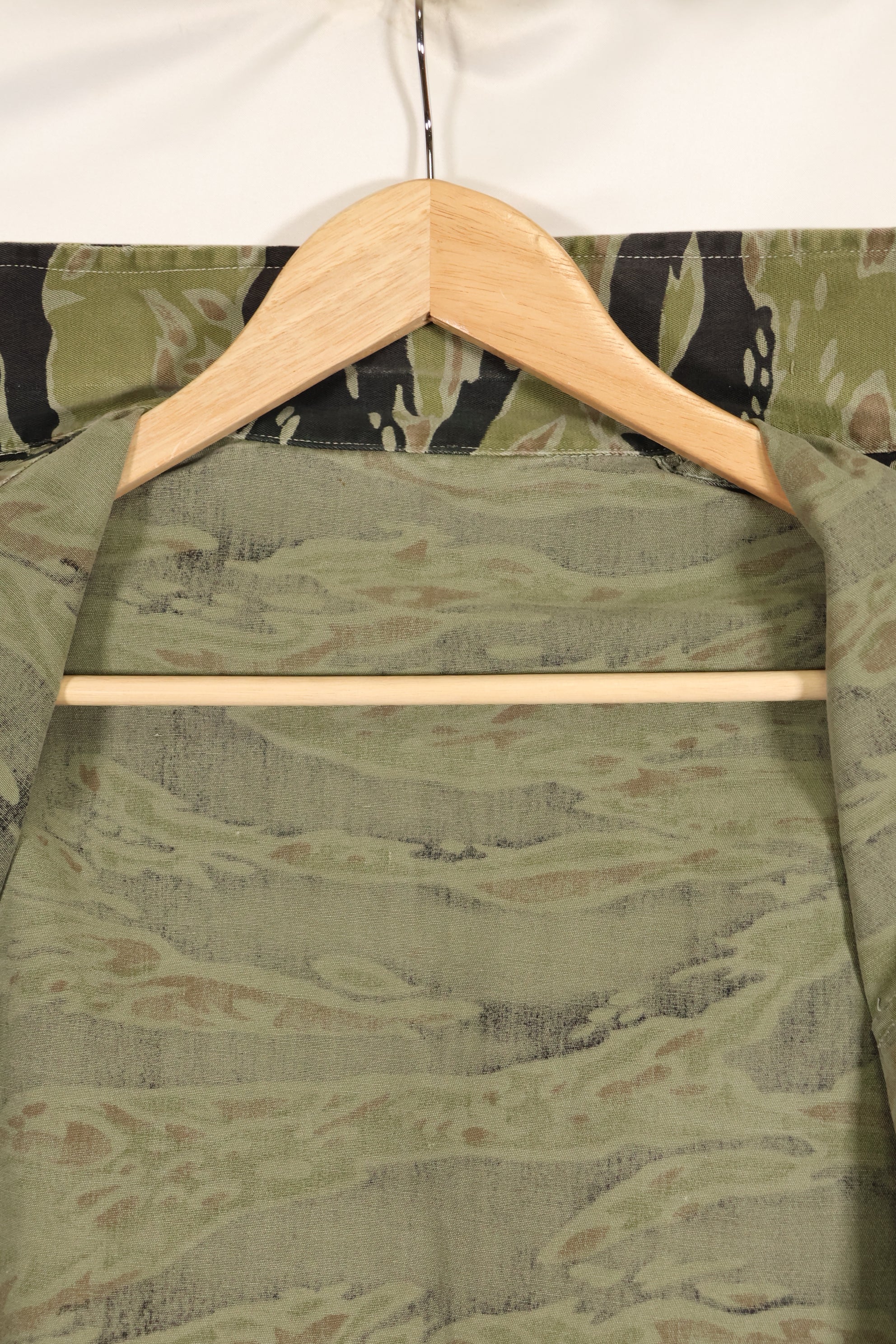 実物　レイトウォーパターン　タイガーストライプ　シャツ　ヘビーウェイト生地　中古品