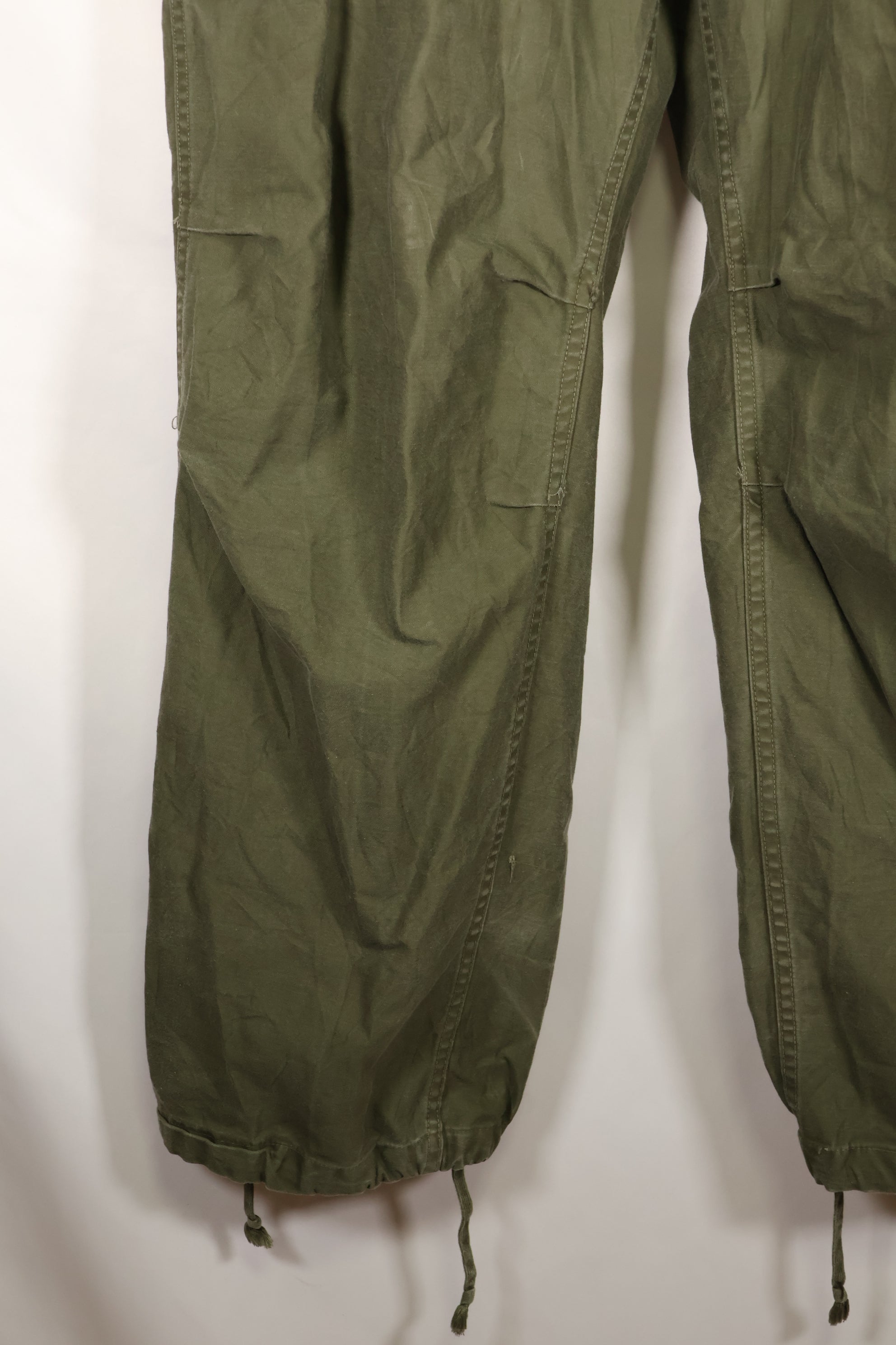 1952年契約　M-L　アメリカ軍　M51　フィールドパンツ　傷あり　中古品