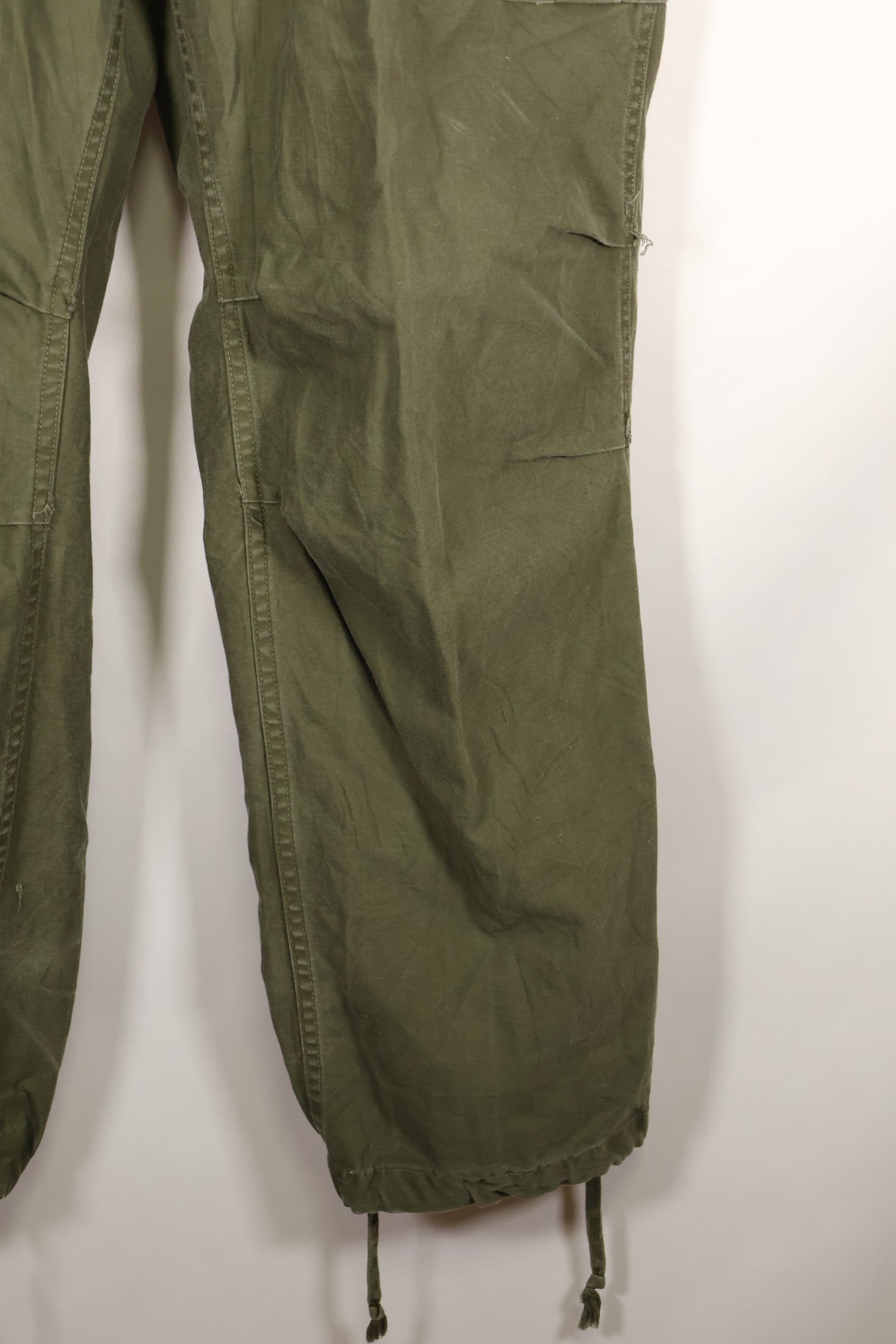 1952年契約　M-L　アメリカ軍　M51　フィールドパンツ　傷あり　中古品