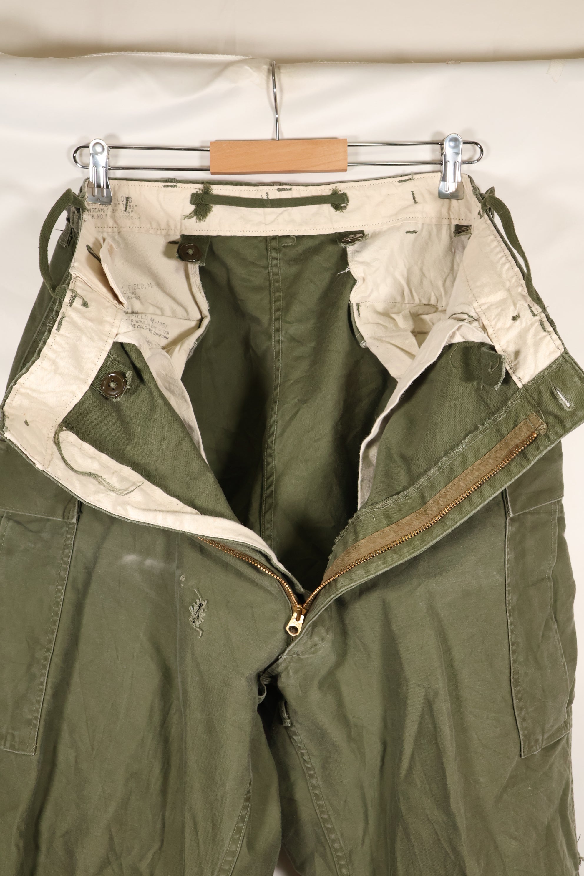 1952年契約　M-L　アメリカ軍　M51　フィールドパンツ　傷あり　中古品