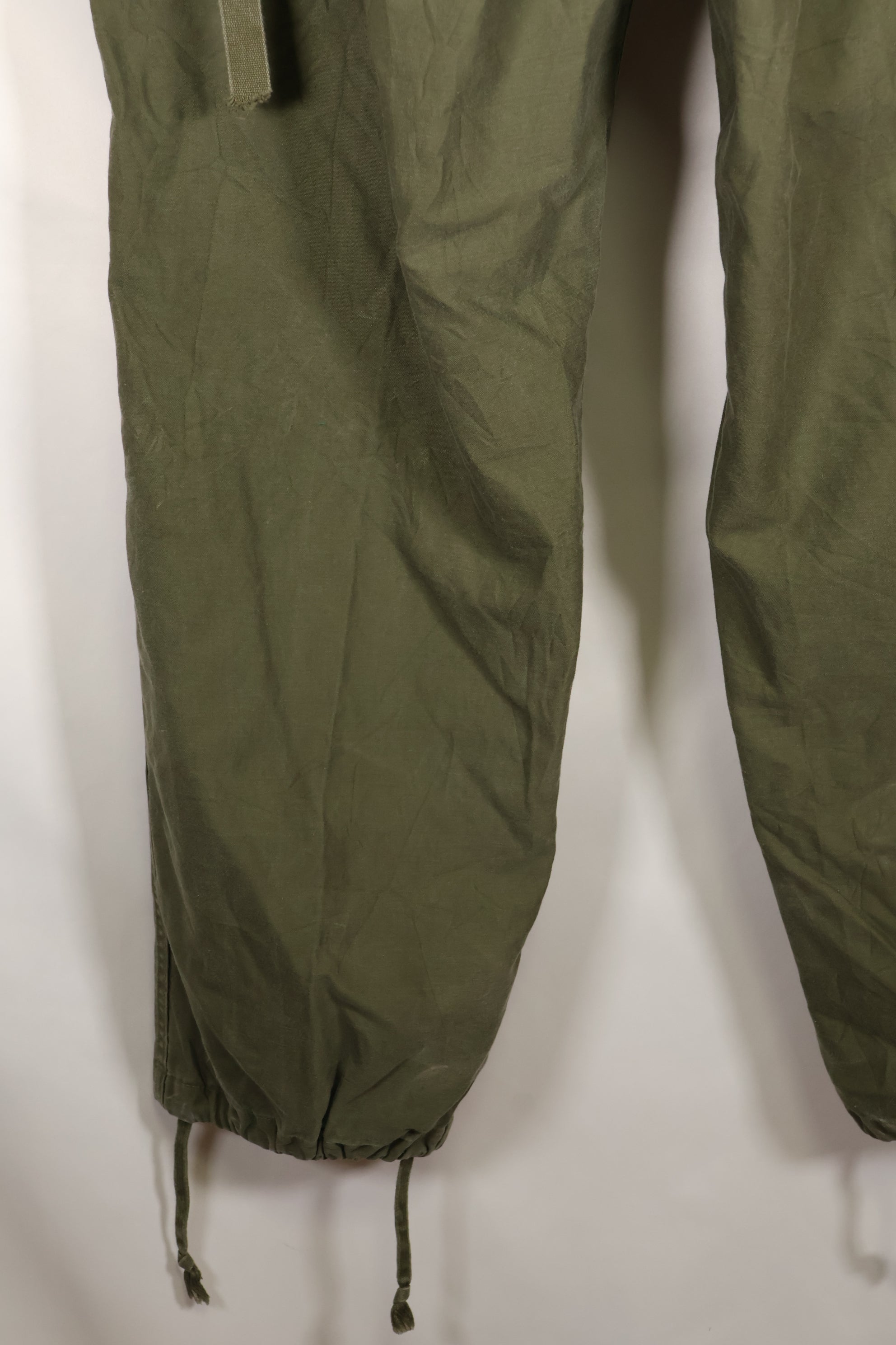 1952年契約　M-L　アメリカ軍　M51　フィールドパンツ　傷あり　中古品
